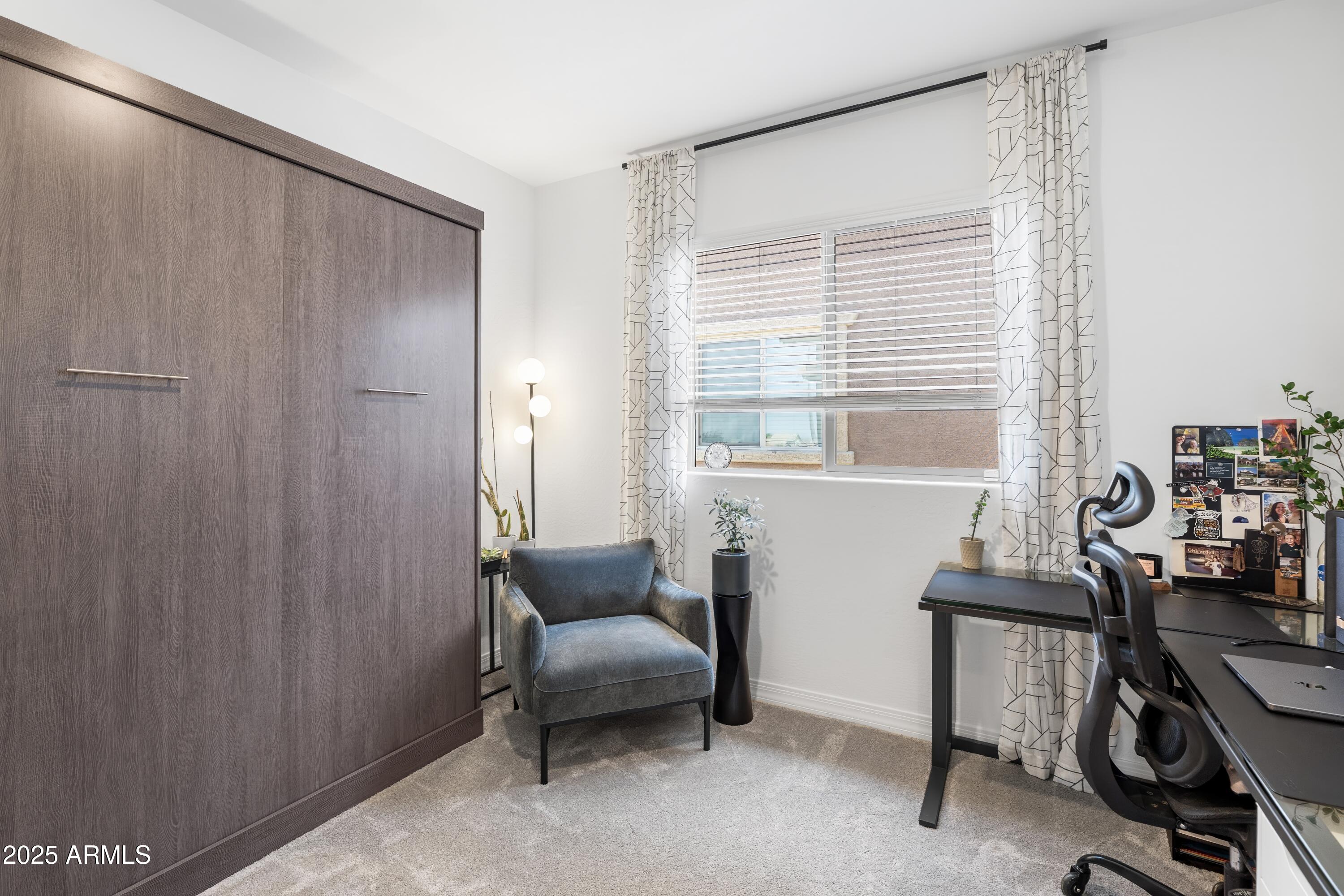 6338 W RAYMOND Street