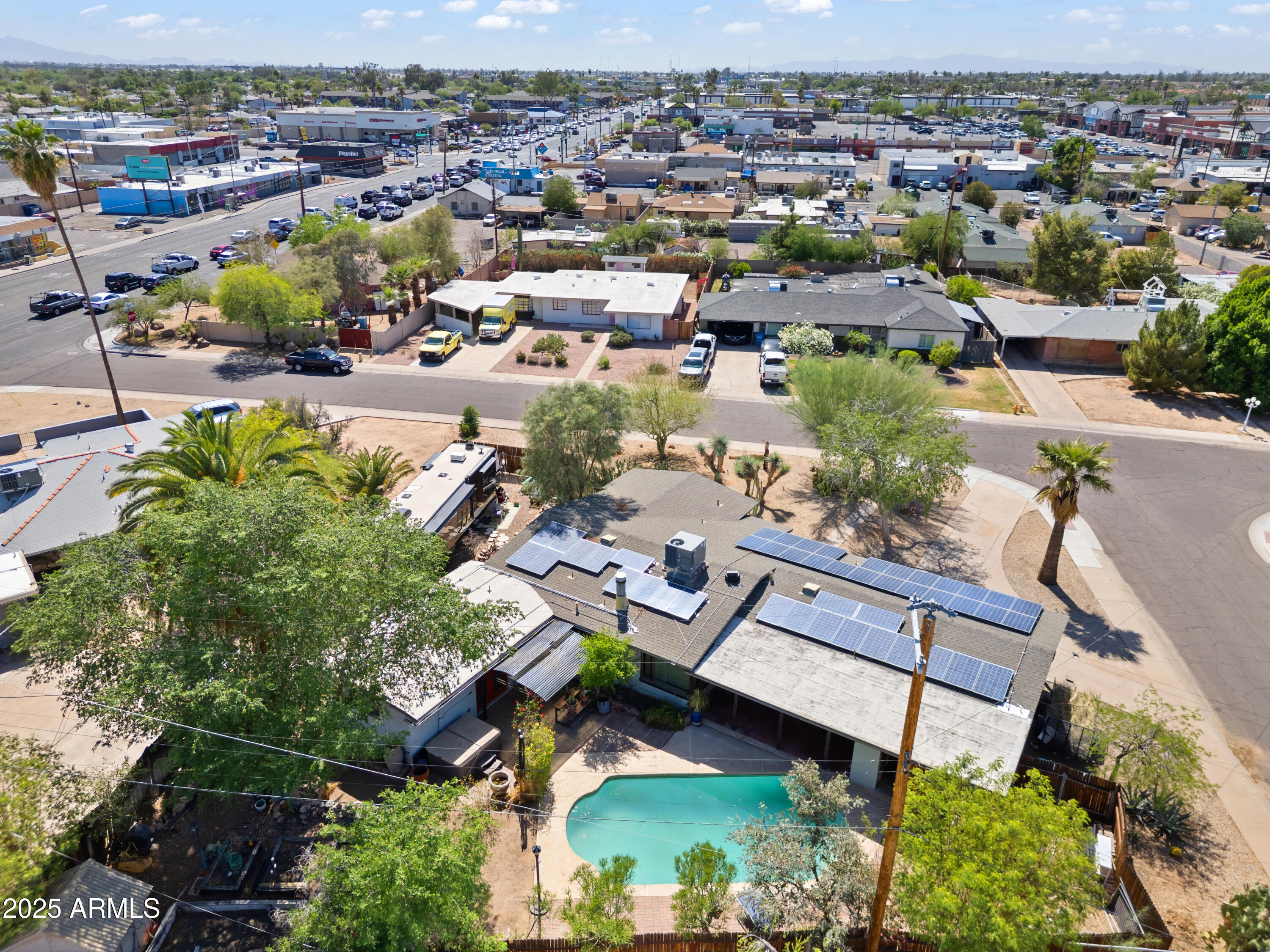 1749 W MONTEROSA Street