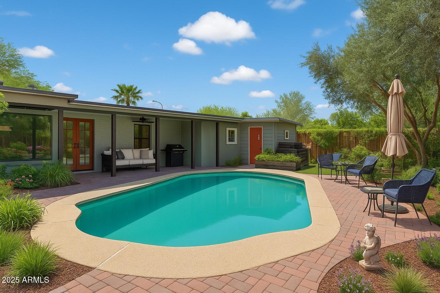 1749 W MONTEROSA Street