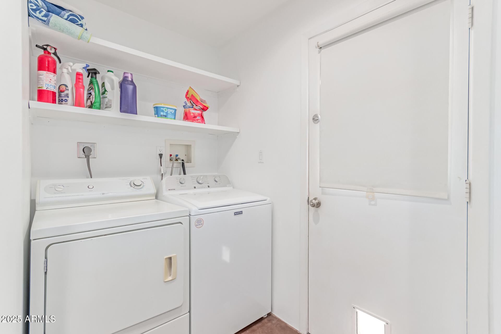 9623 N 34TH Place