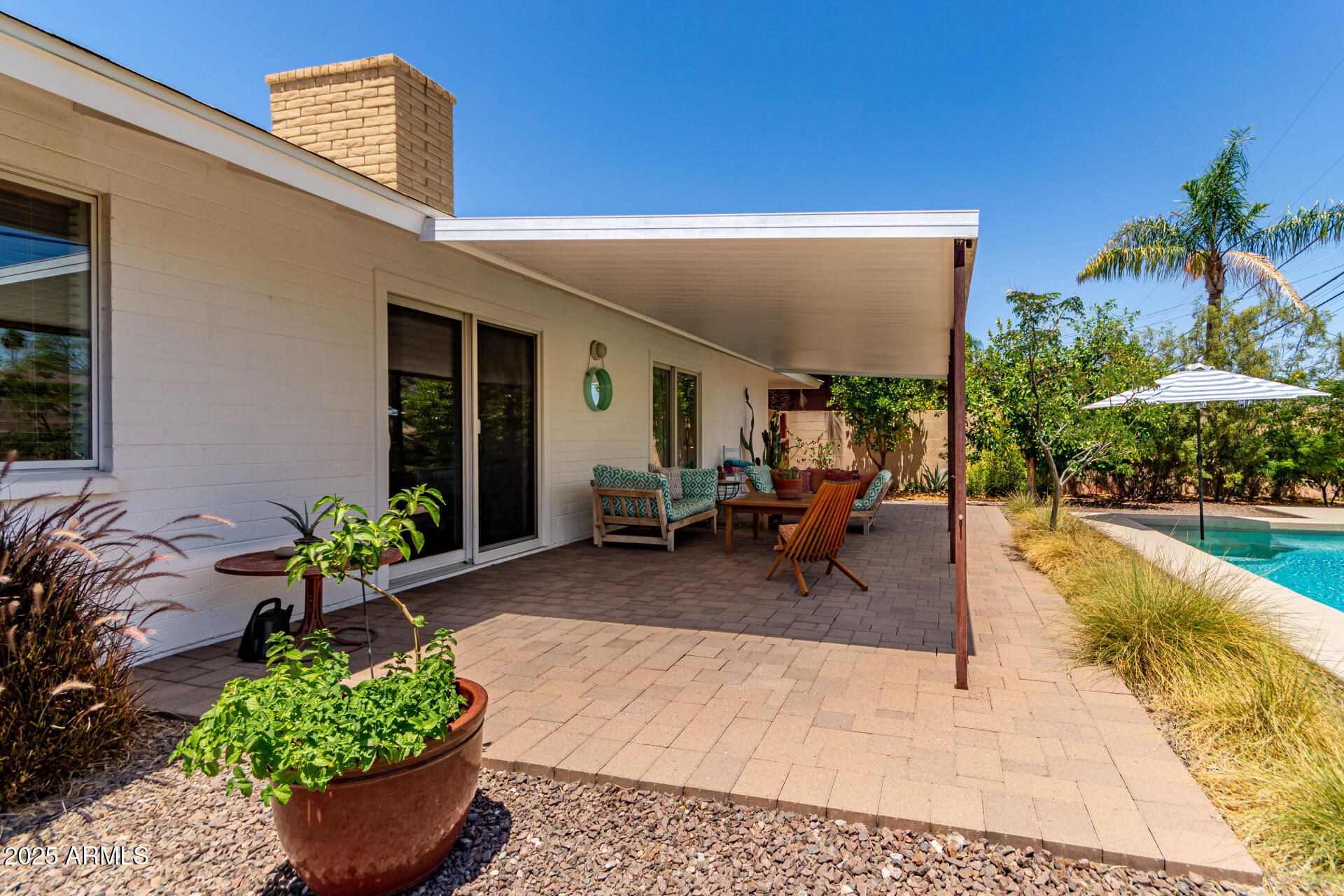 9623 N 34TH Place