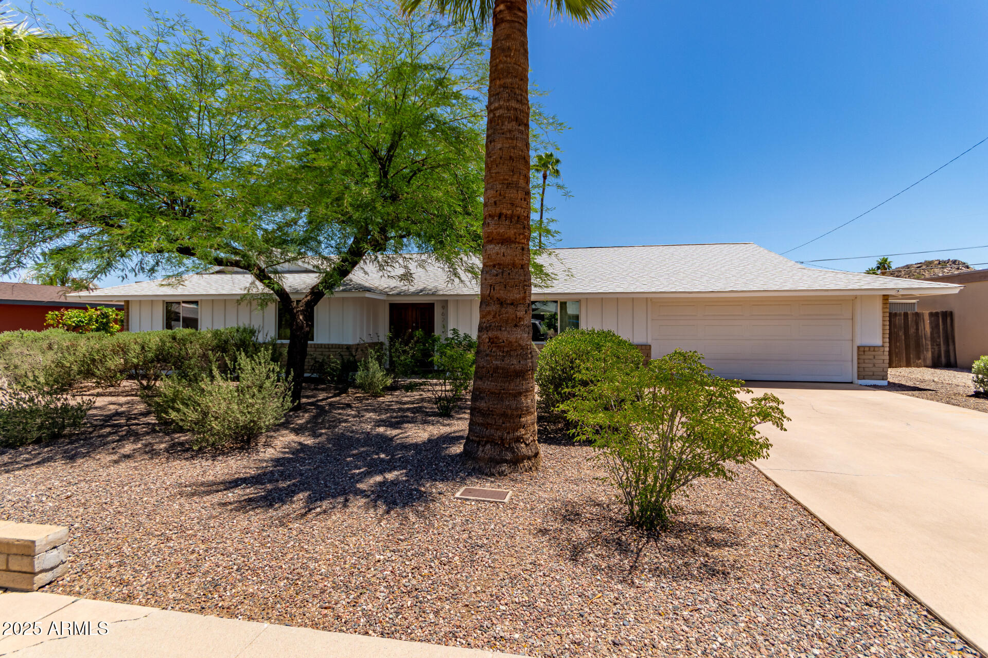 9623 N 34TH Place