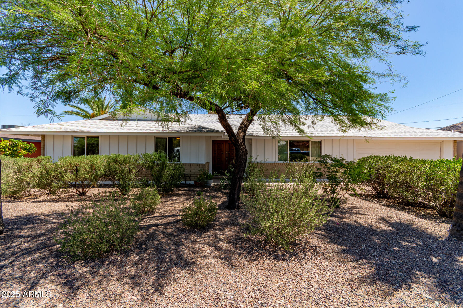9623 N 34TH Place