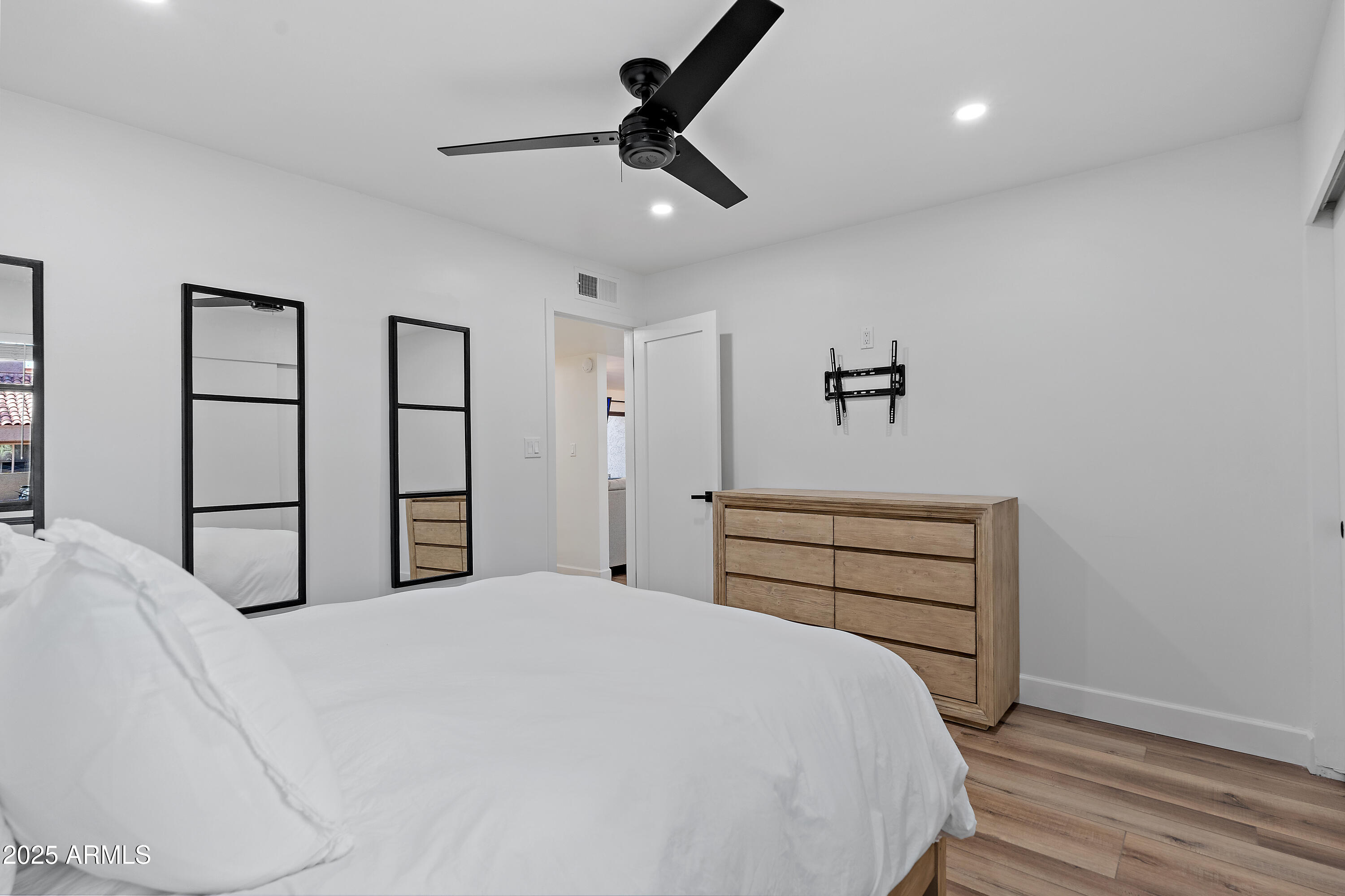 7316 N VIA CAMELLO DEL NORTE, 101