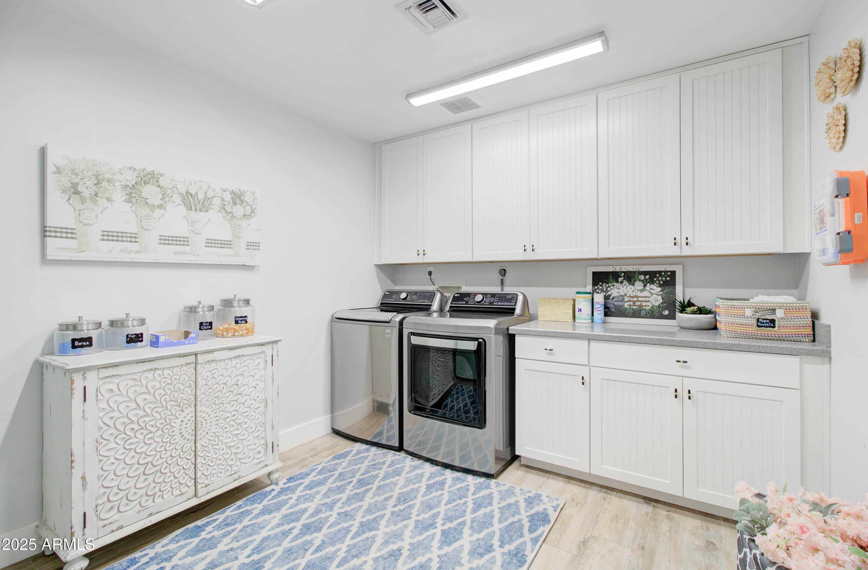 3522 S KACHINA Drive