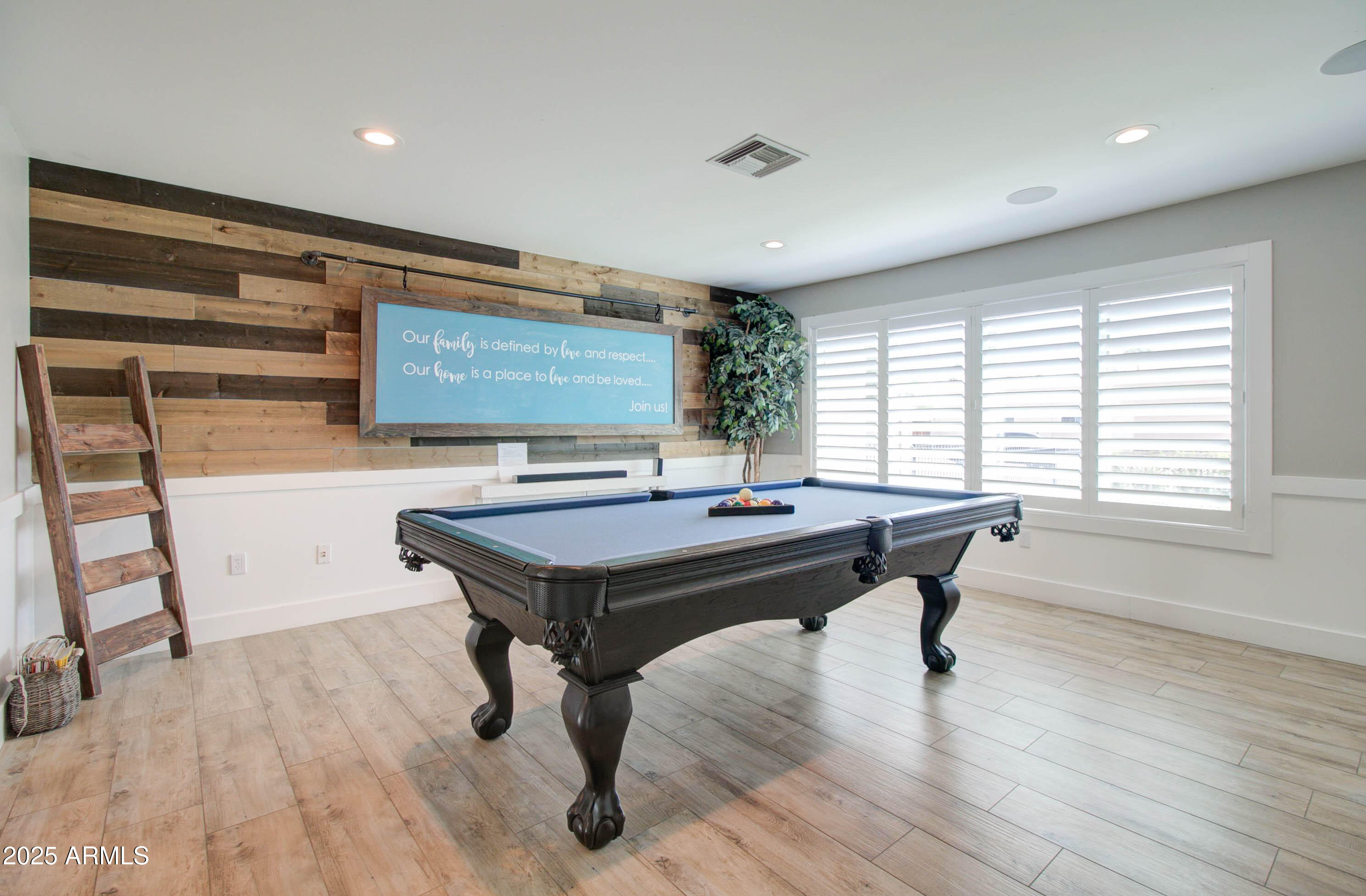 3522 S KACHINA Drive