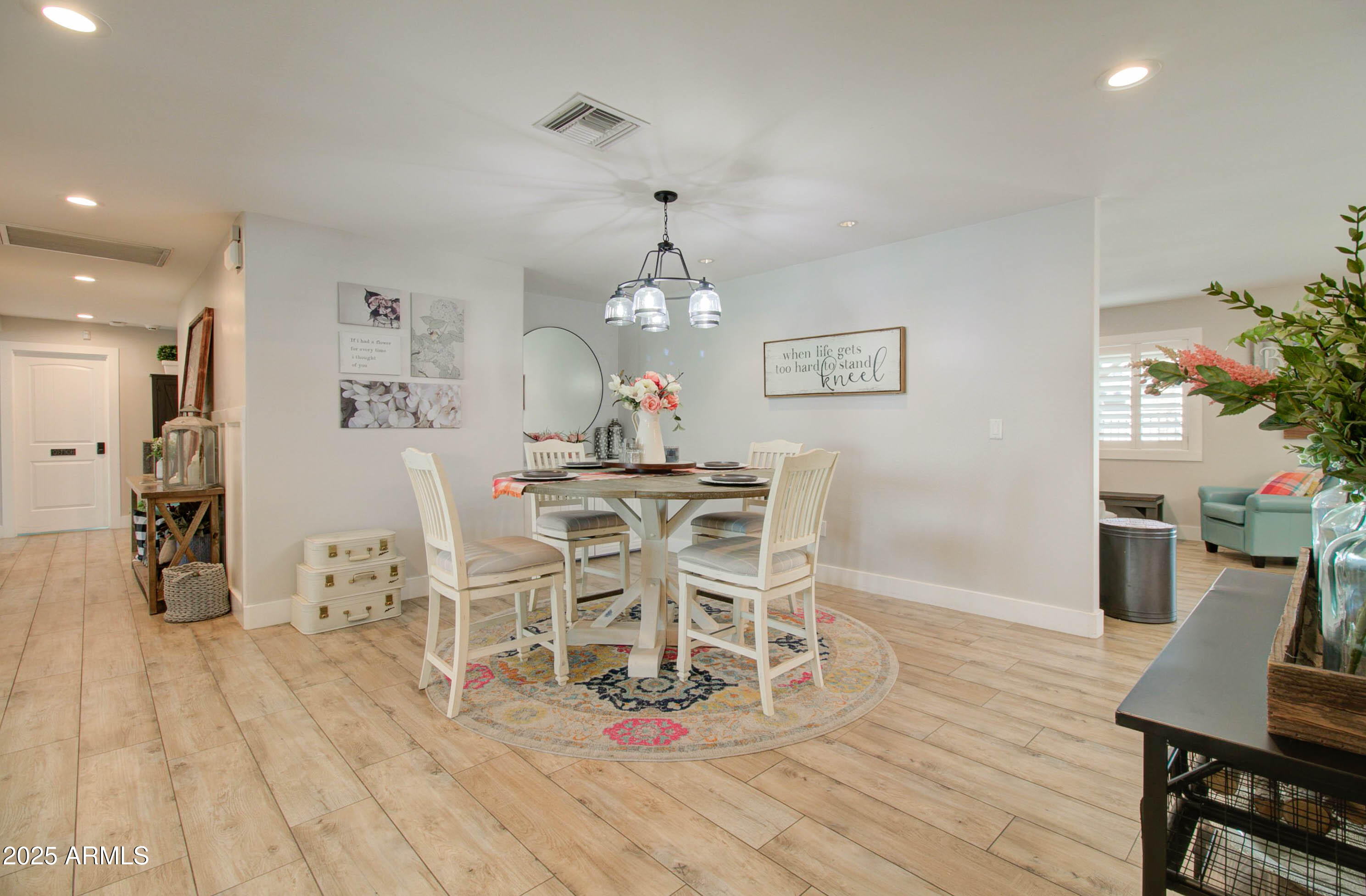 3522 S KACHINA Drive