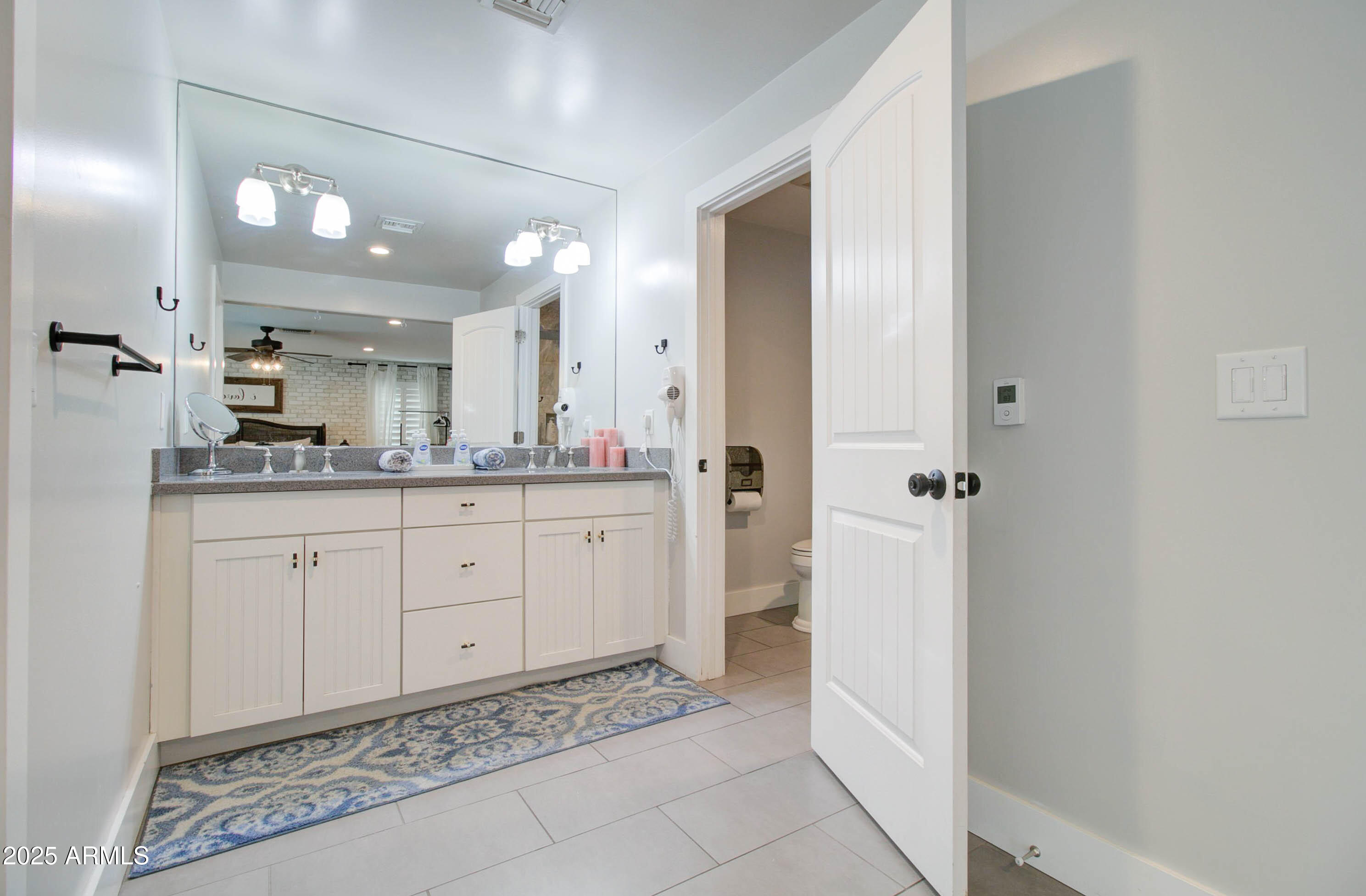 3522 S KACHINA Drive