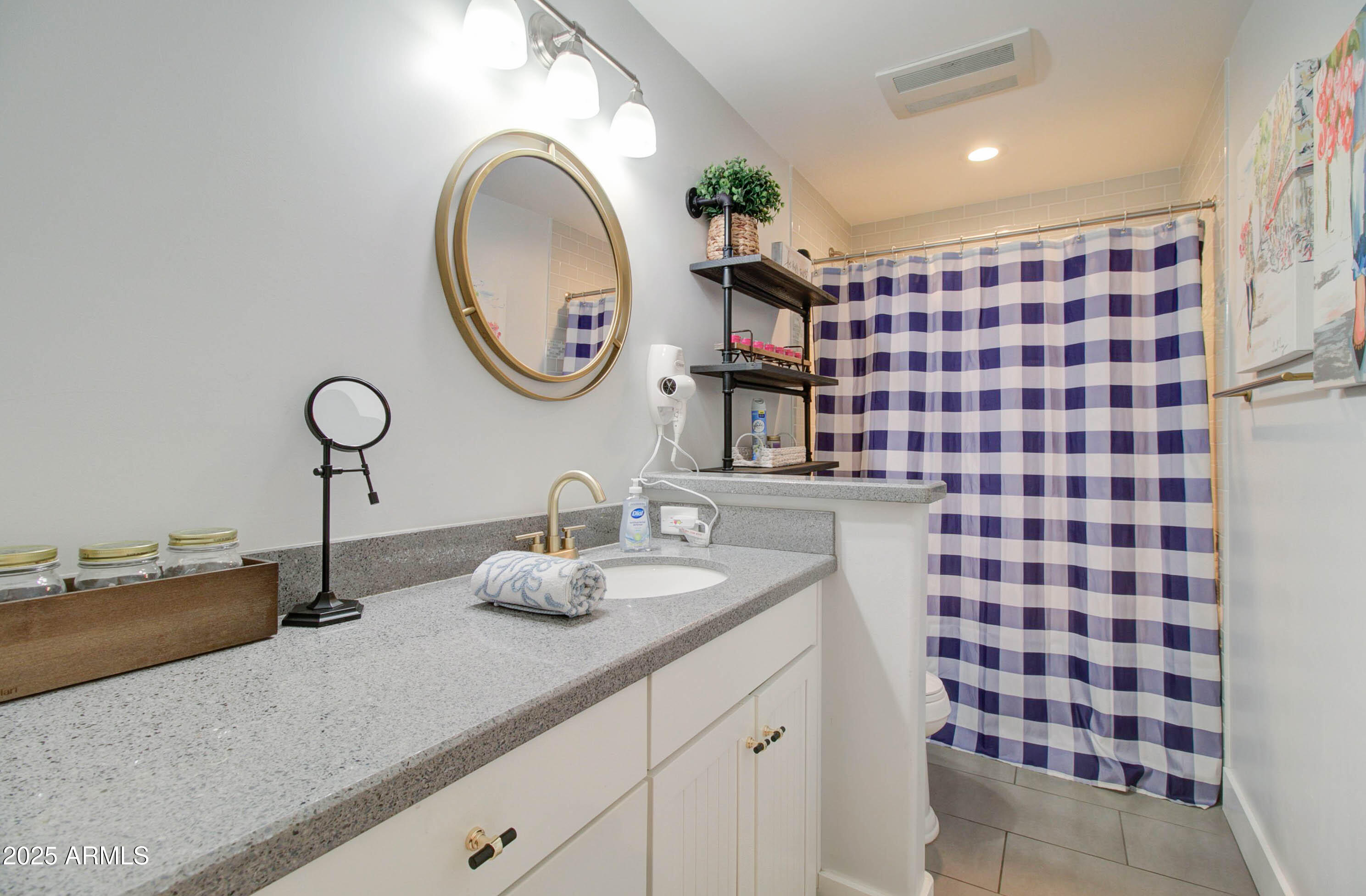 3522 S KACHINA Drive