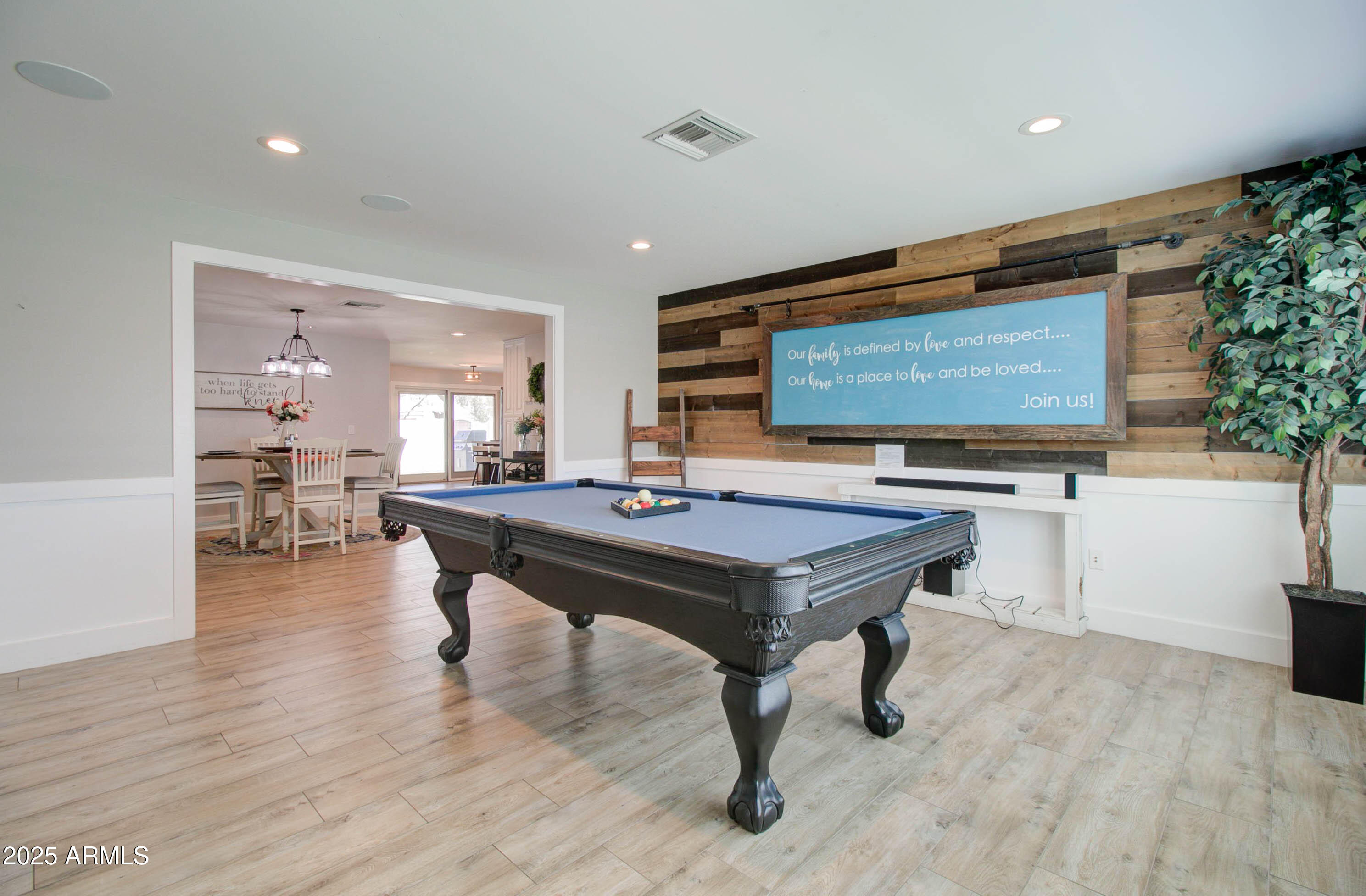 3522 S KACHINA Drive