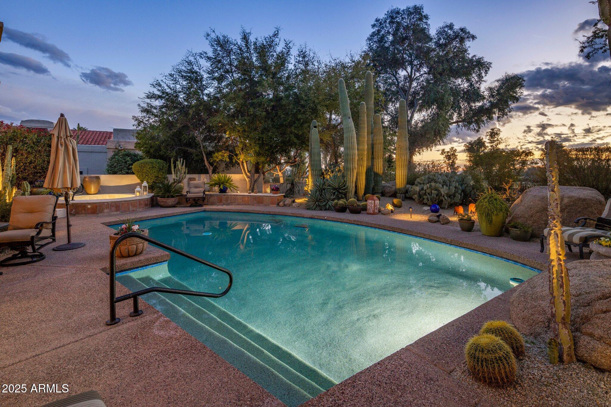 8255 E Vista De Valle