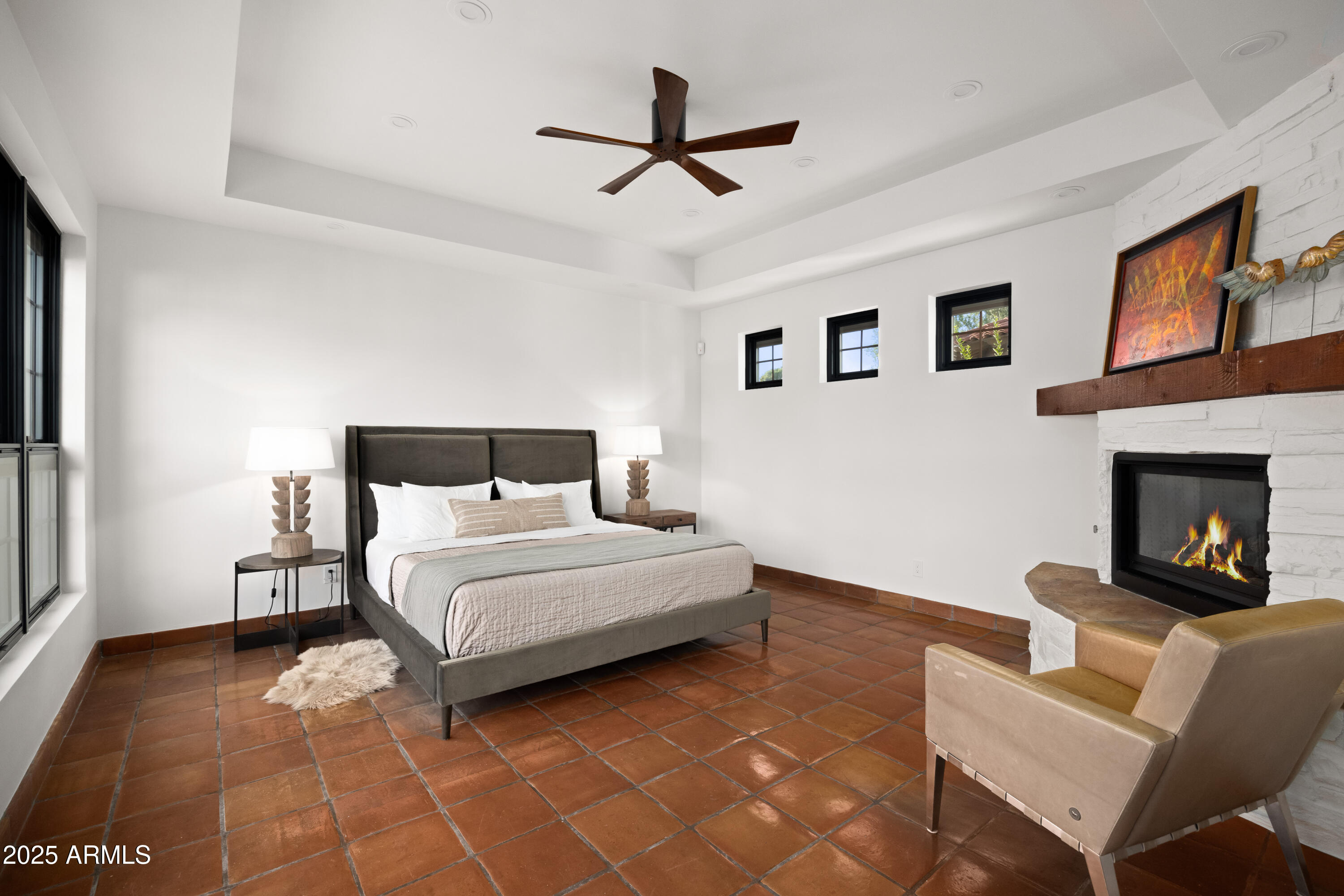 8255 E Vista De Valle
