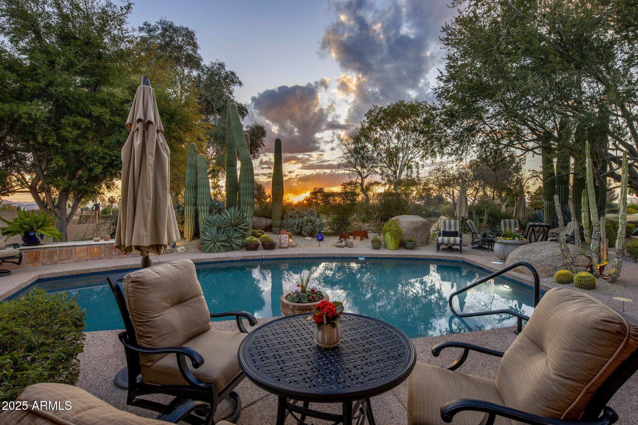 8255 E Vista De Valle