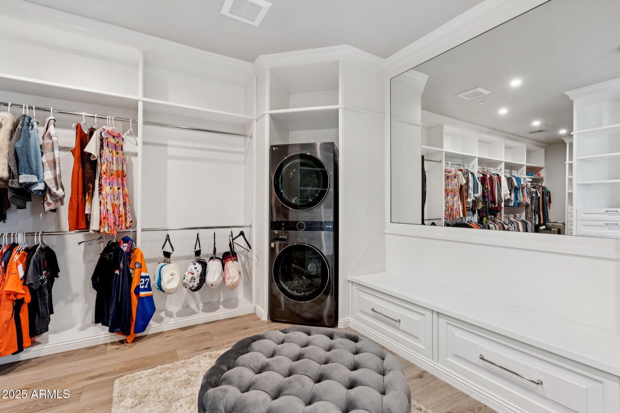 10040 E HAPPY VALLEY Road, 54