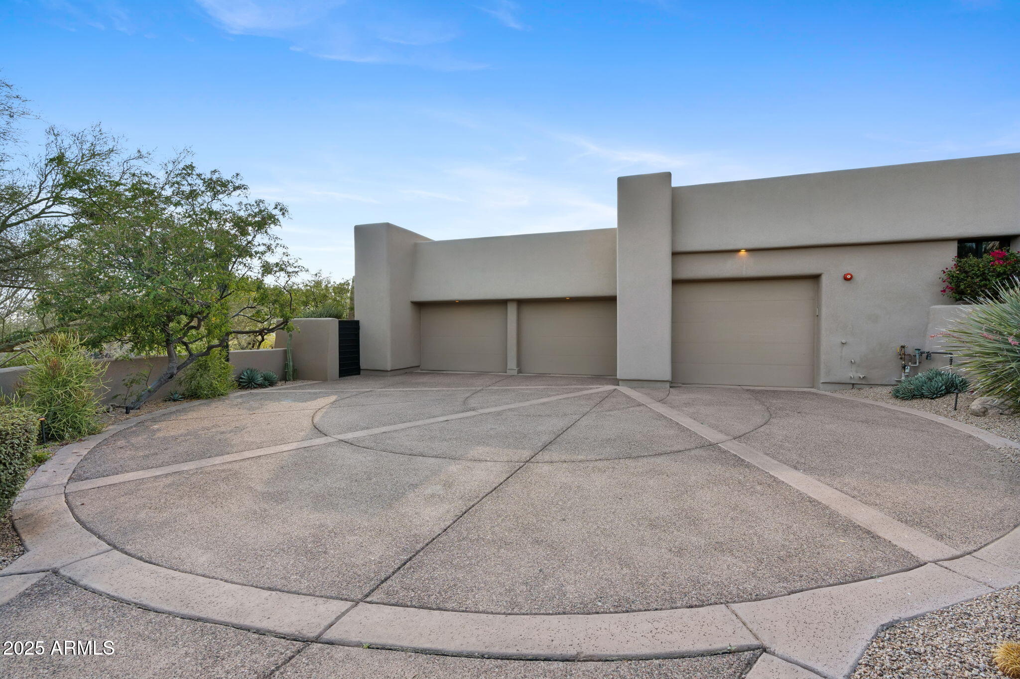 10040 E HAPPY VALLEY Road, 54