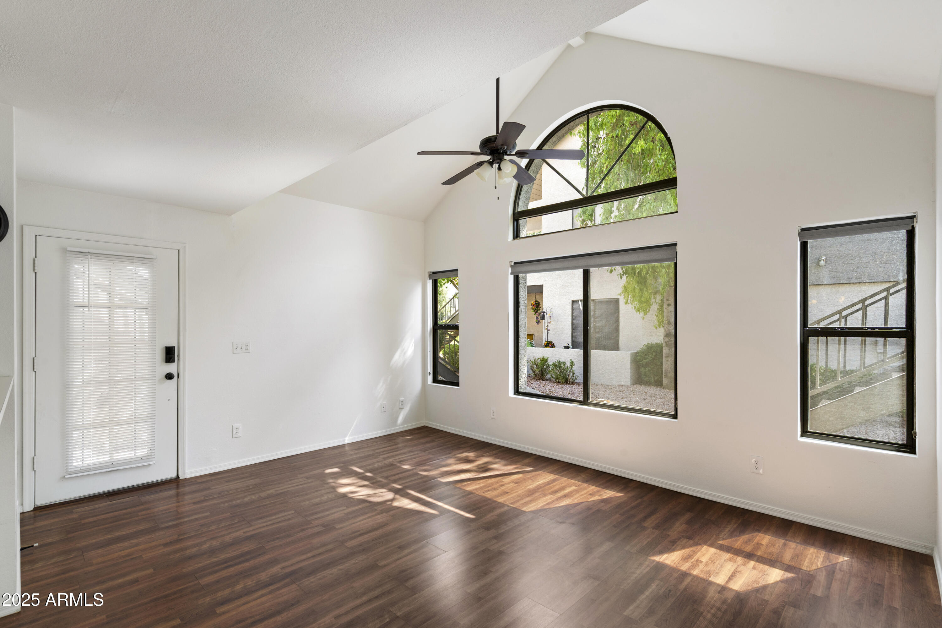 19820 N 13TH Avenue, 163