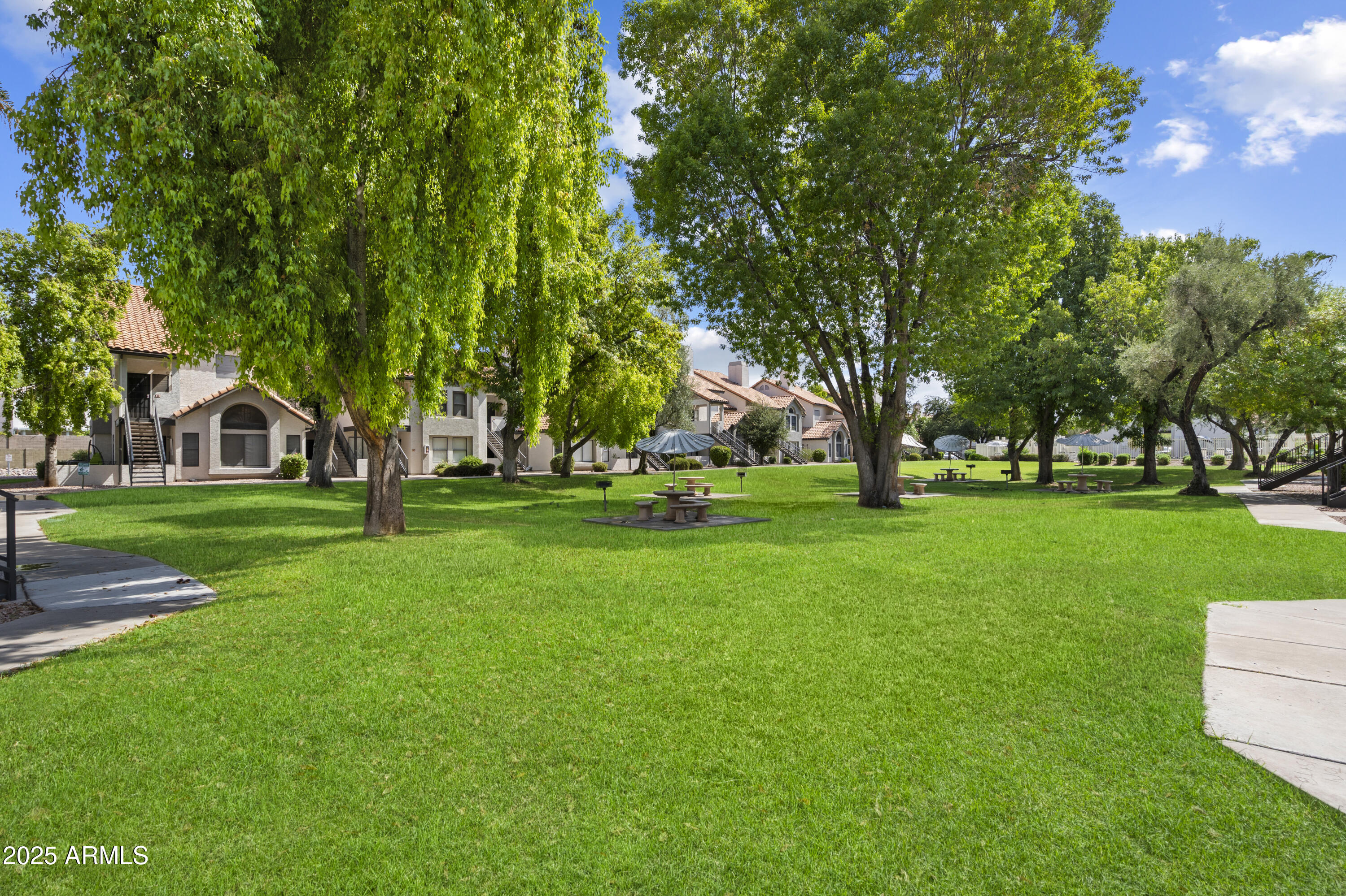 19820 N 13TH Avenue, 163