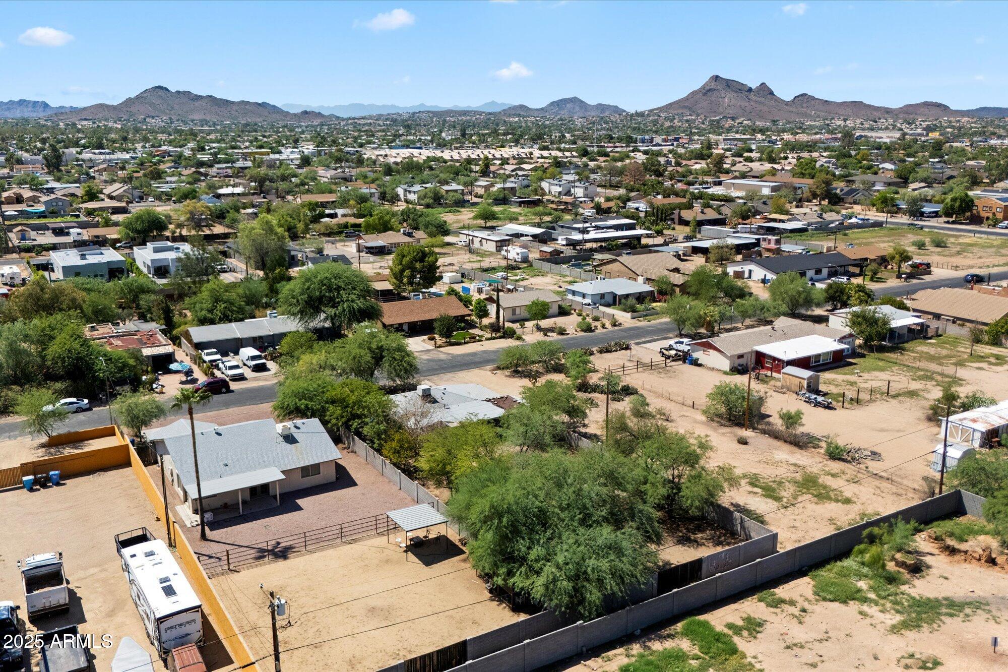 2906 E SAINT JOHN Road