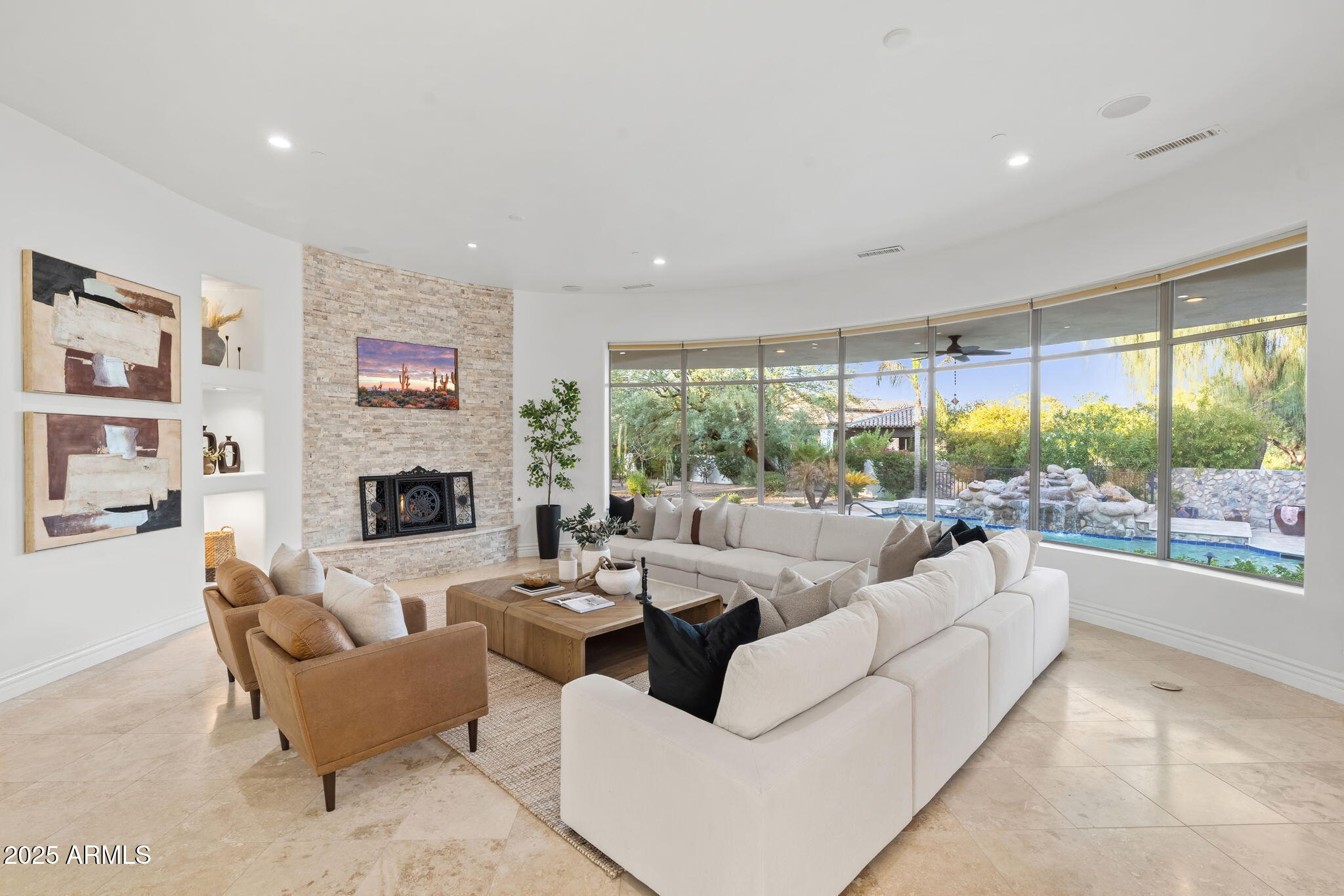 6211 N 74TH Place
