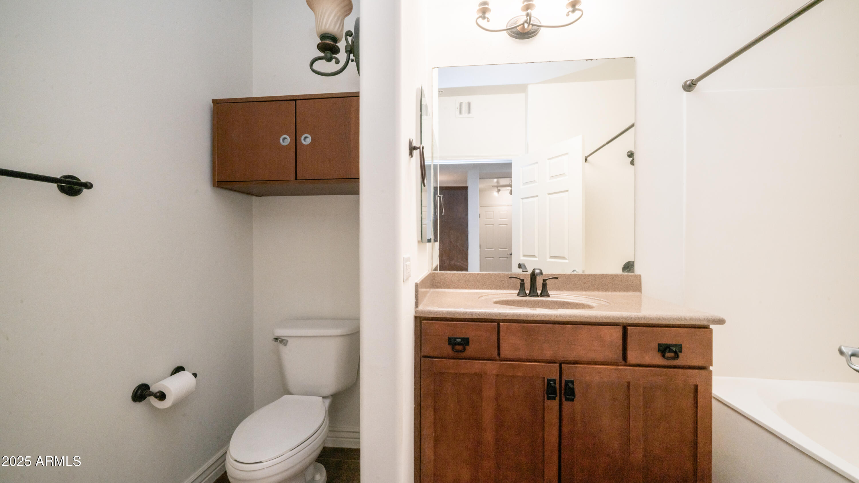 5450 E DEER VALLEY Drive 4019