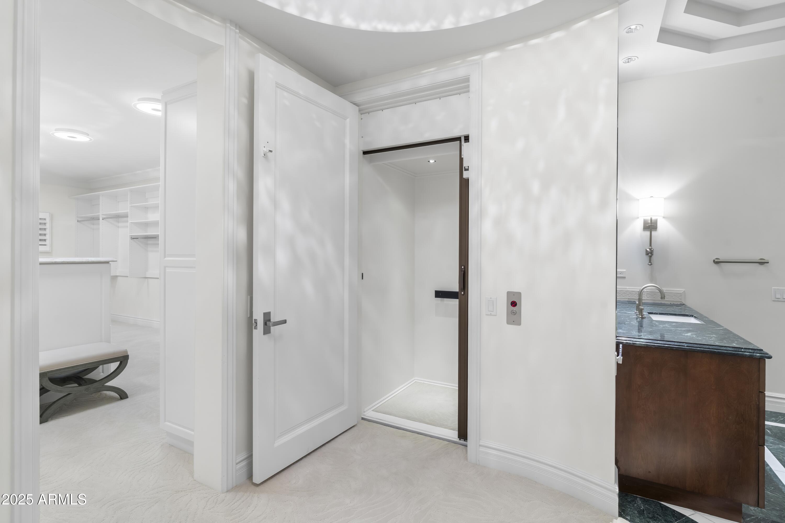 10163 E HUALAPAI Drive, 2917