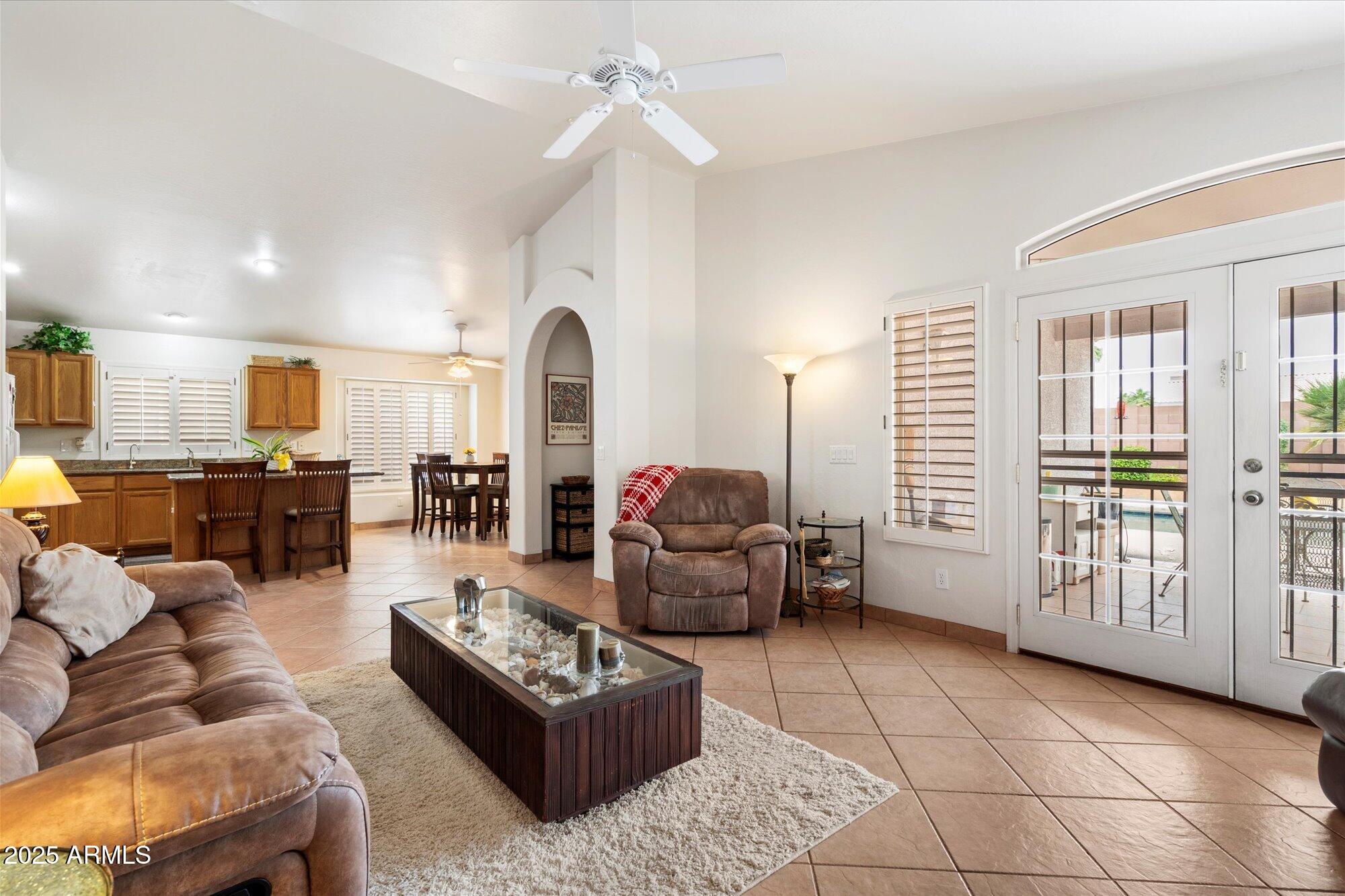 4222 E Rosemonte Drive