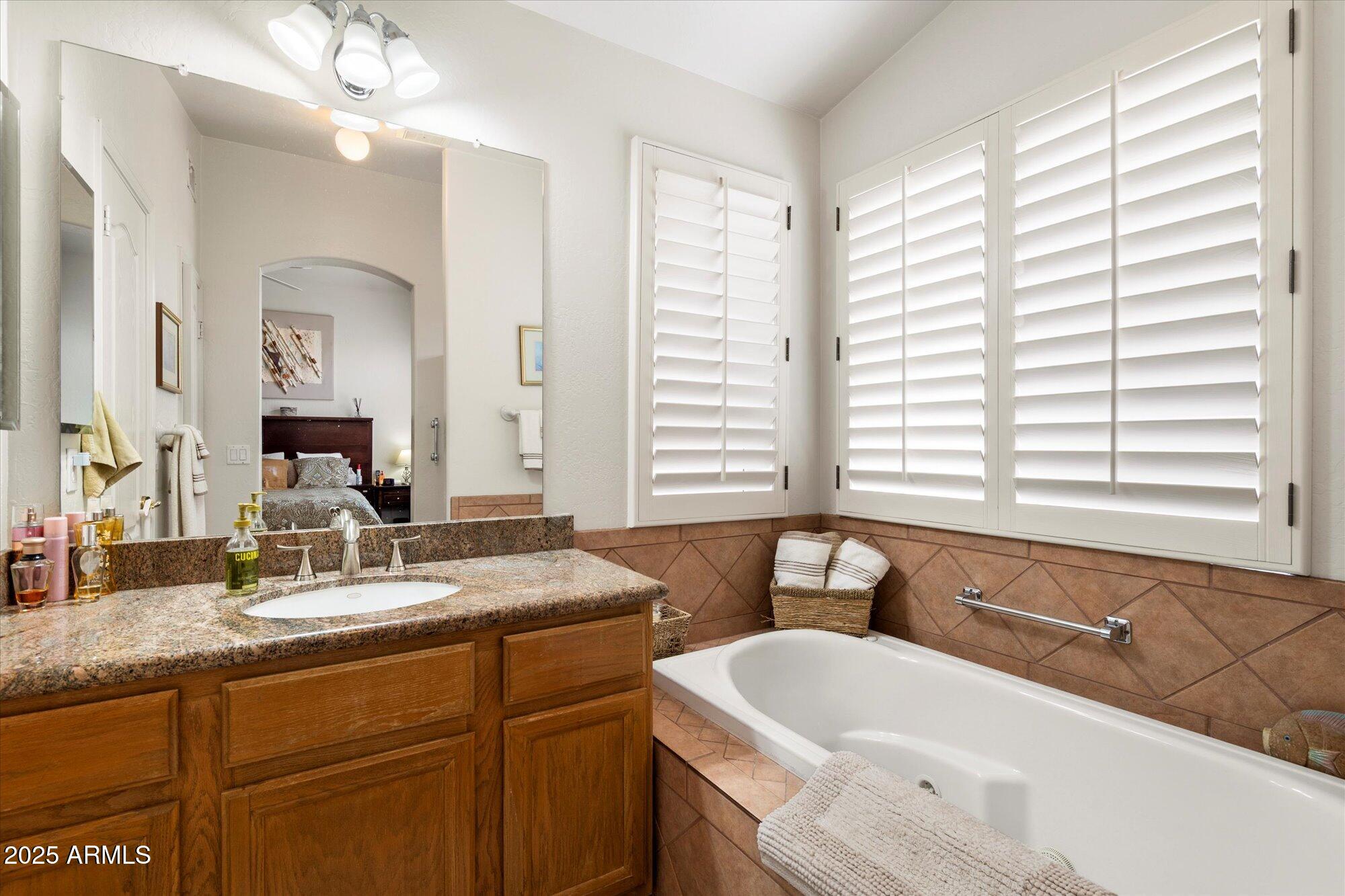 4222 E Rosemonte Drive