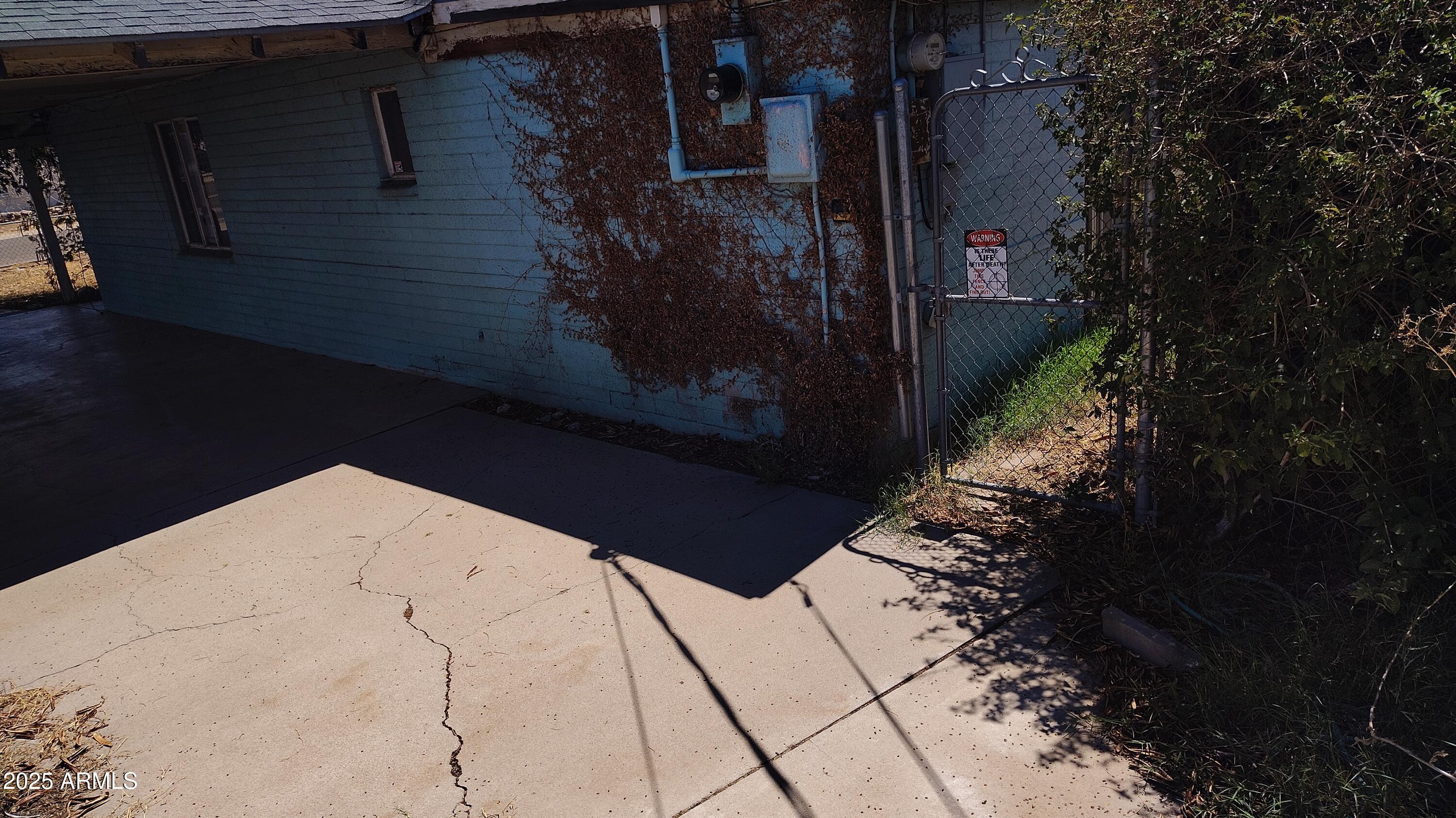 5612 N 28TH Drive