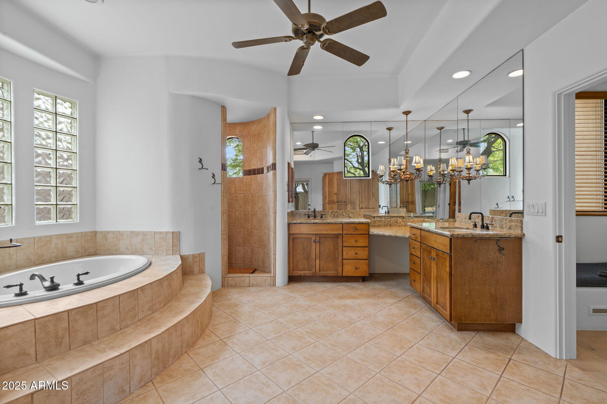 10040 E HAPPY VALLEY Road 365