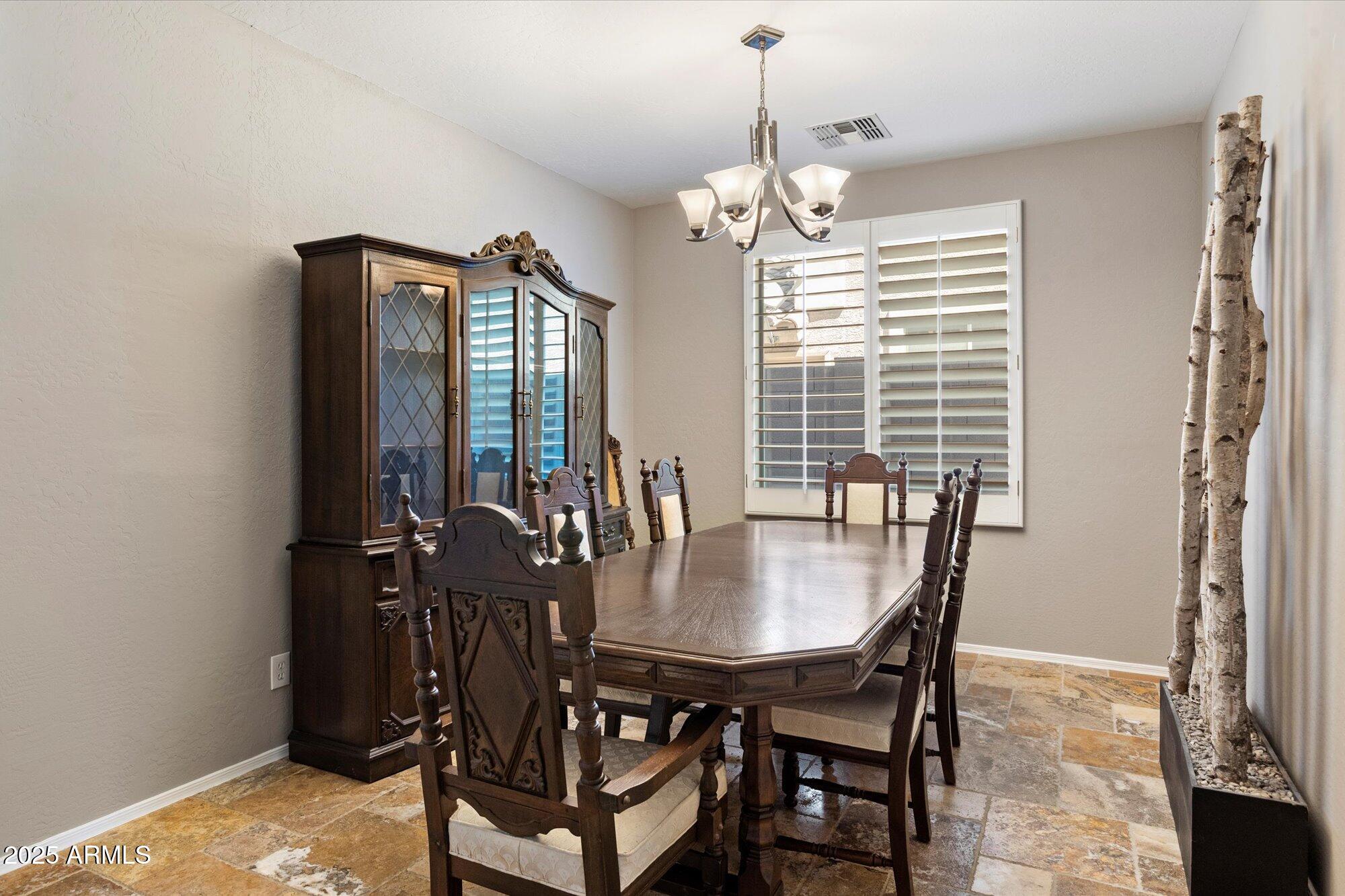 7239 W MONTE CRISTO Avenue