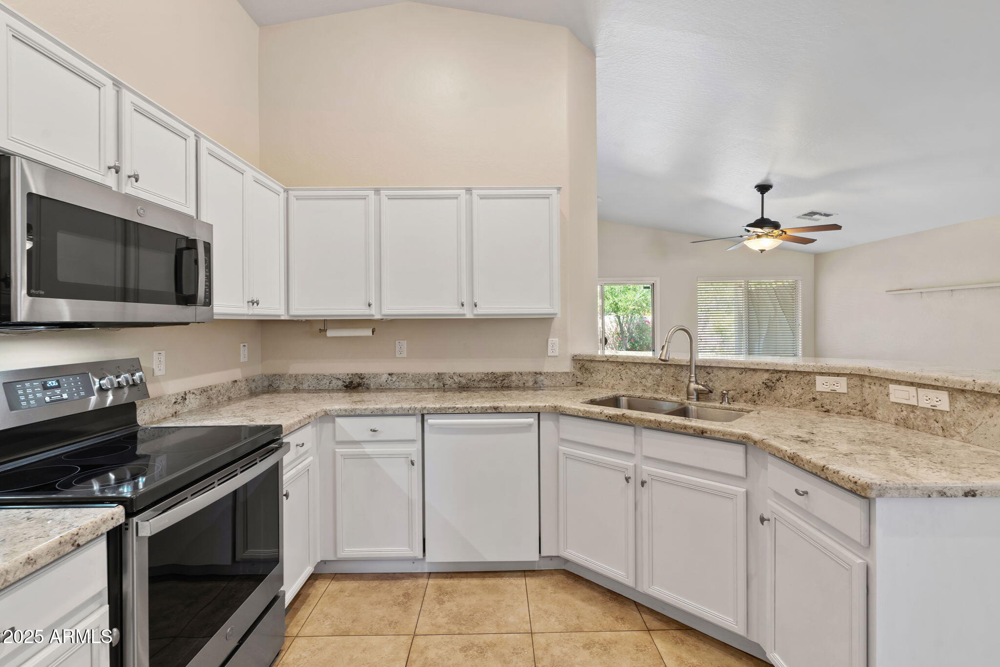 17532 W CARIBBEAN Lane