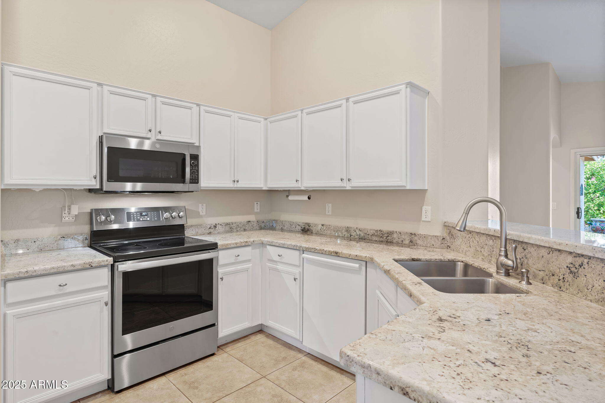 17532 W CARIBBEAN Lane