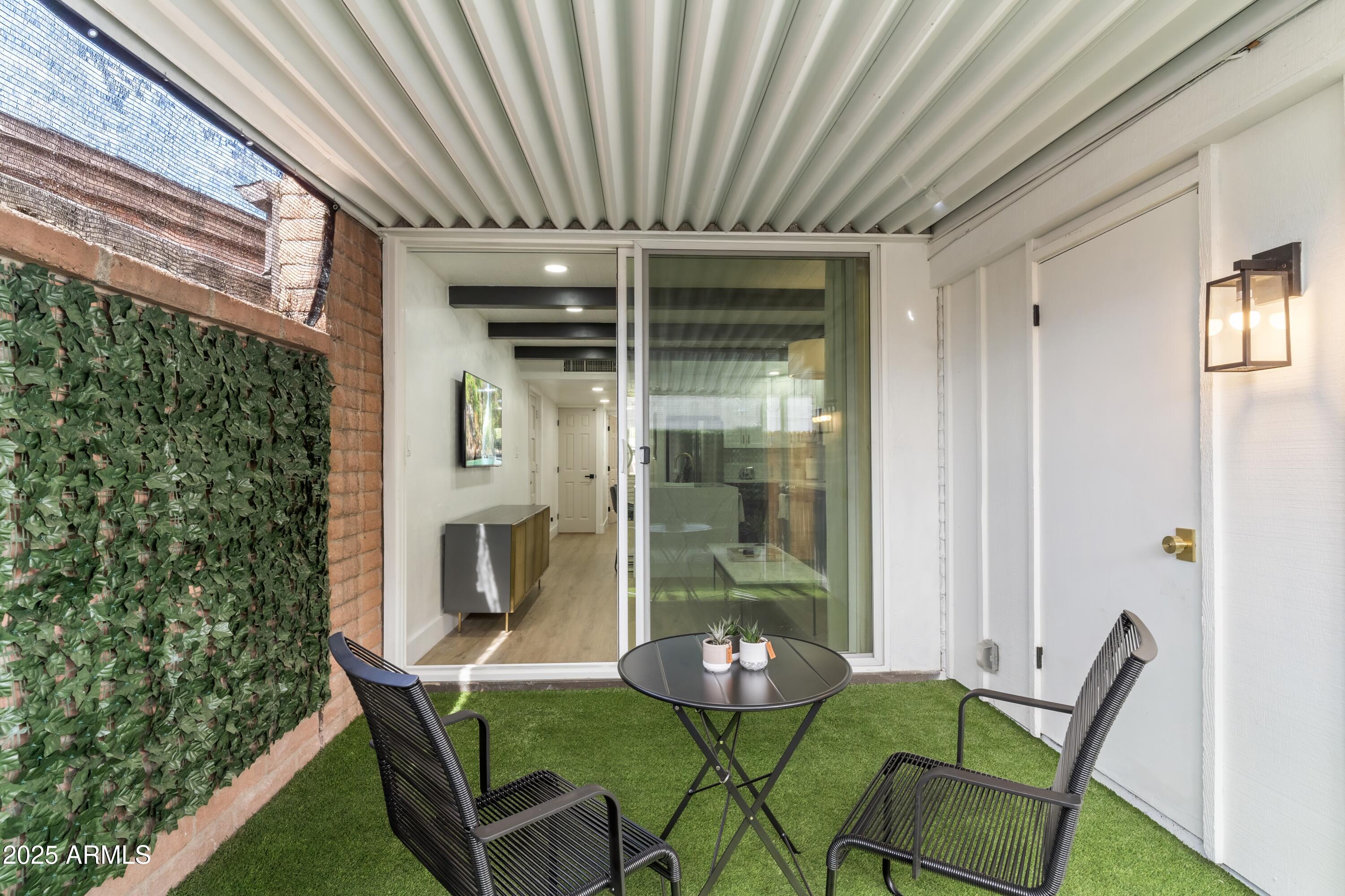 3002 N 32ND Street, 8