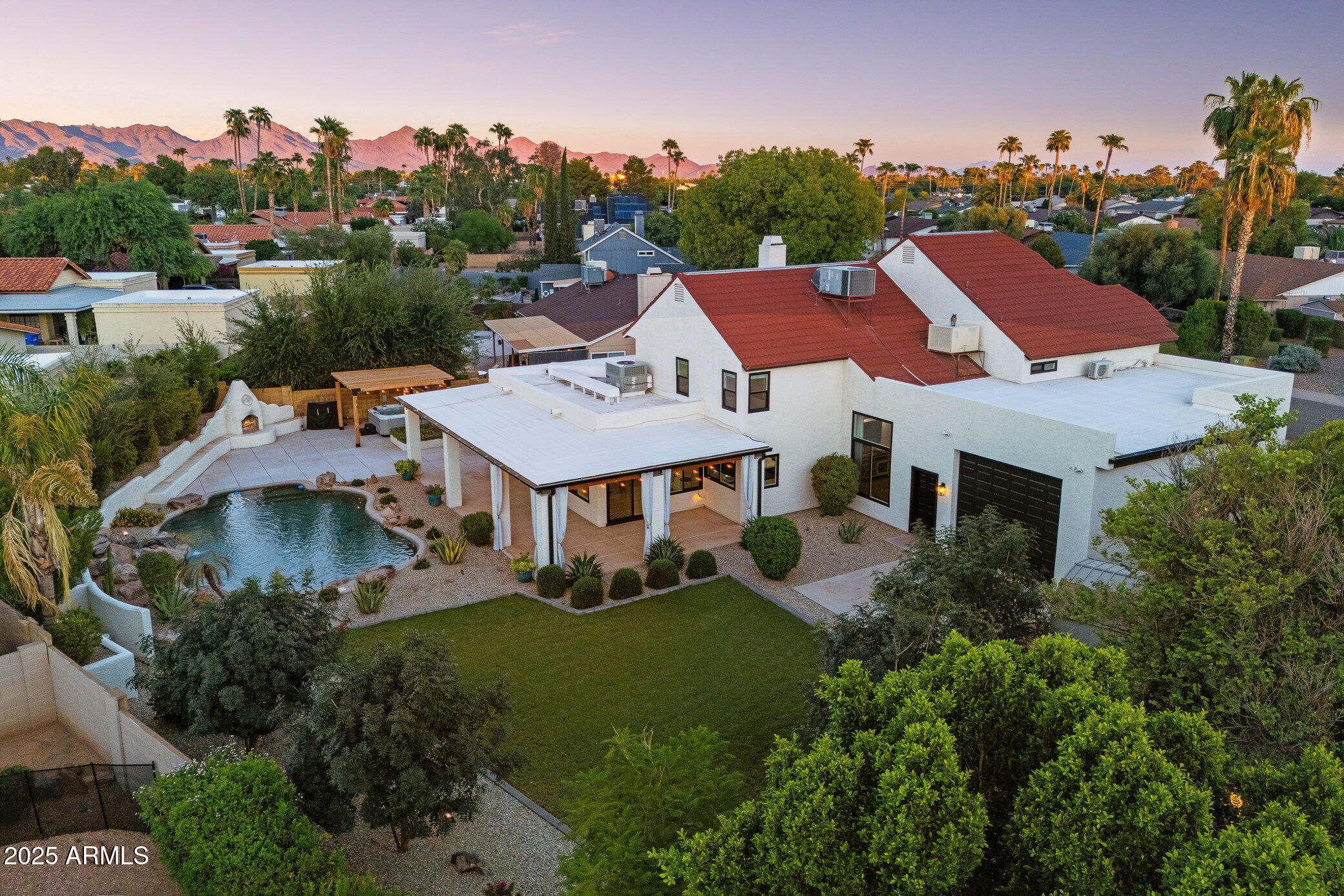 5012 E BLANCHE Drive