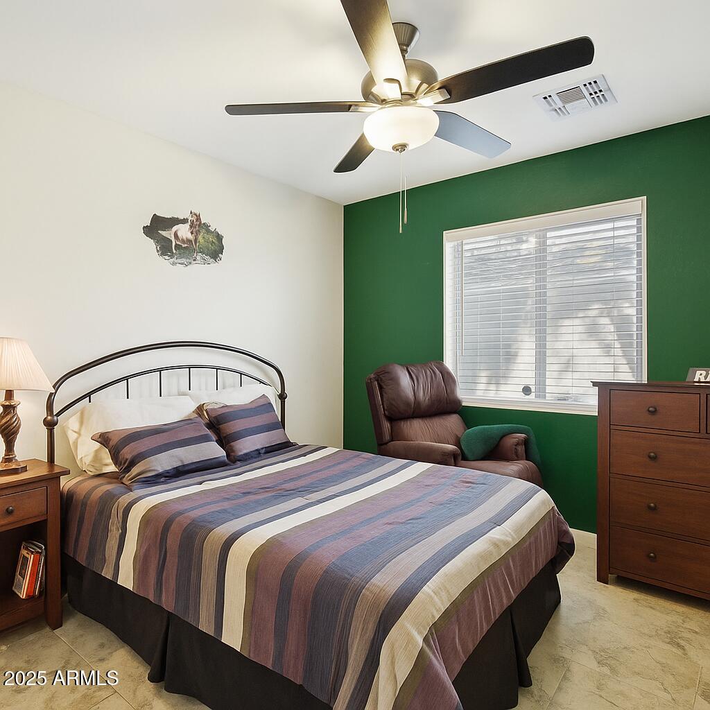 4332 W CARSON Road