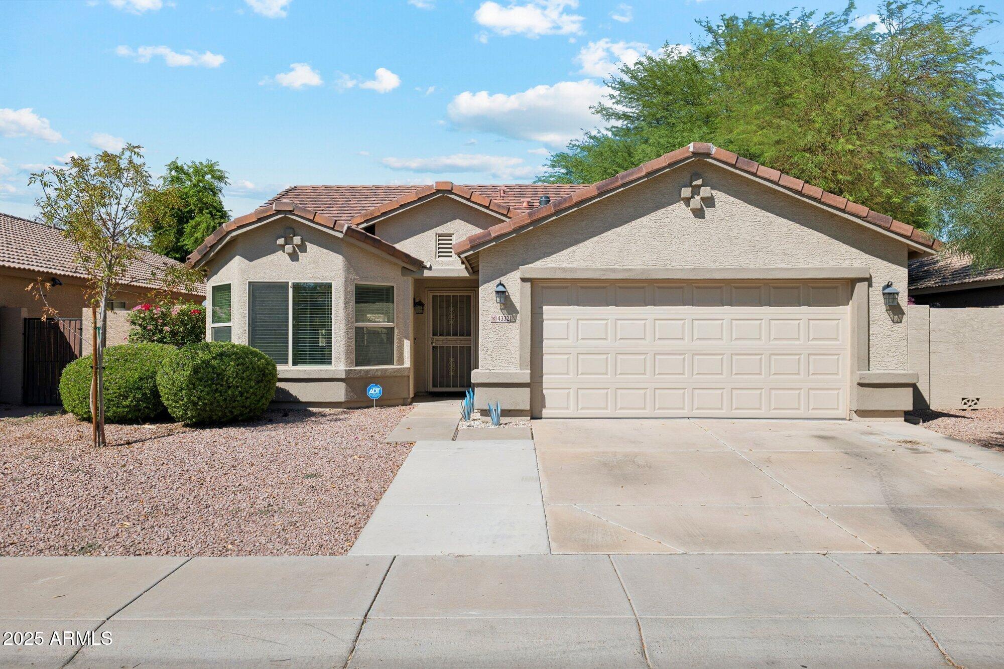 4332 W CARSON Road