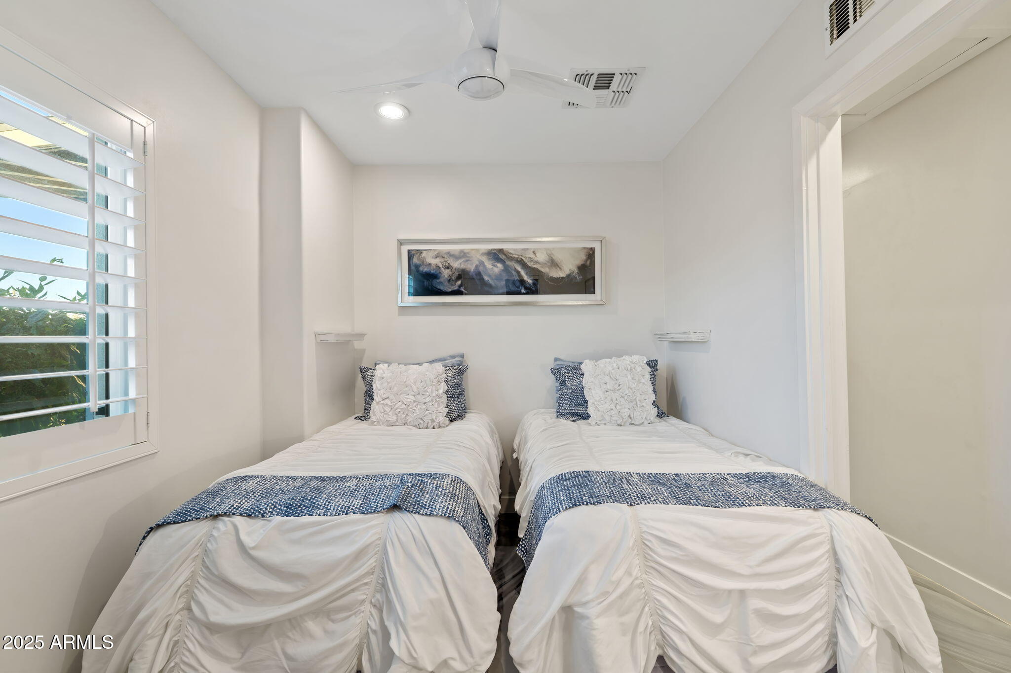 7313 E VIRGINIA Avenue