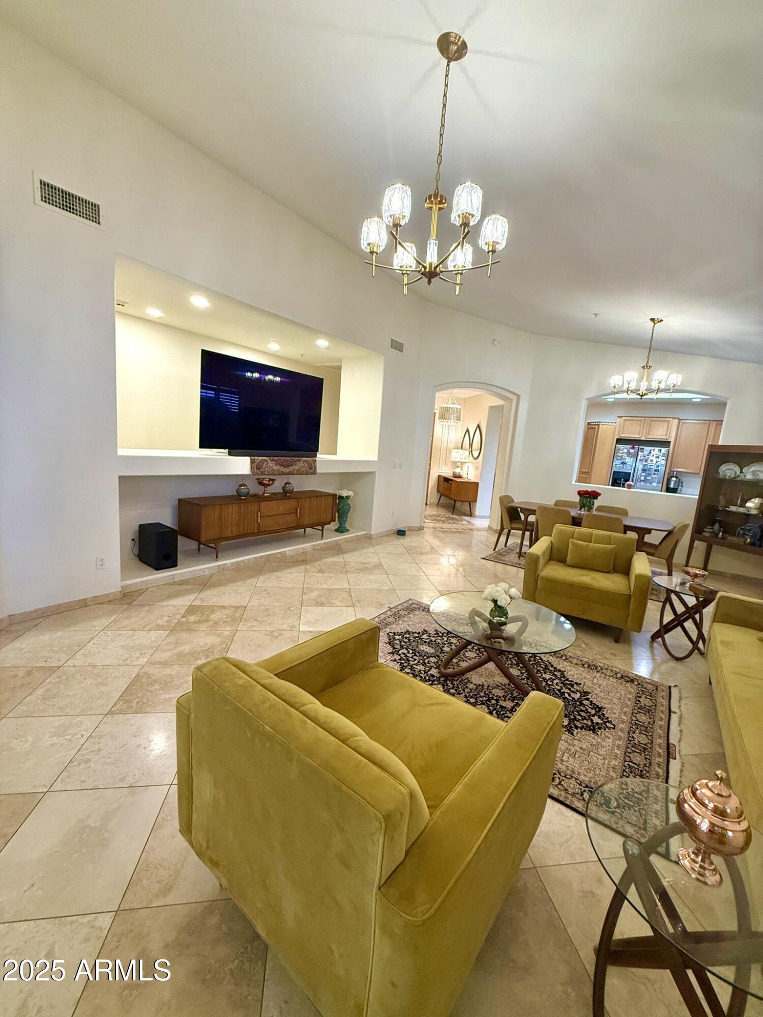 8092 E Michelle Drive