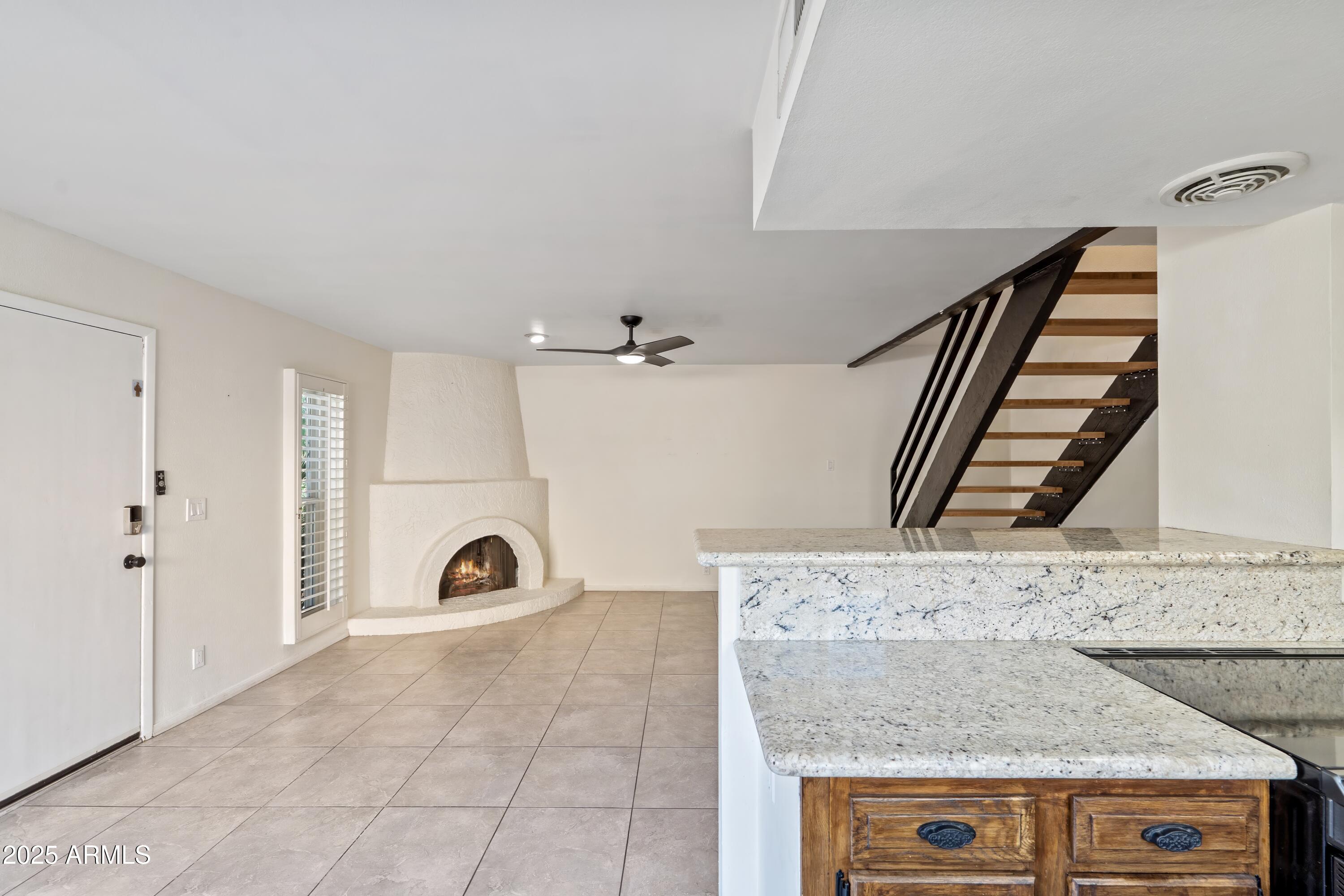 10420 N 11TH Street, 3