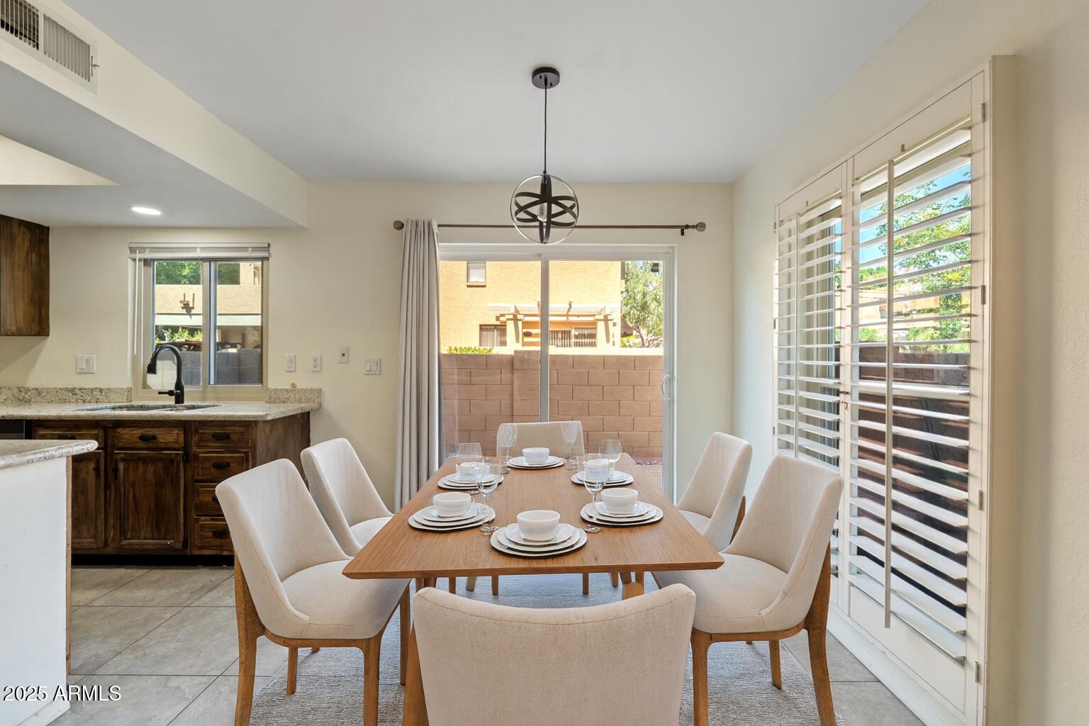 10420 N 11TH Street, 3