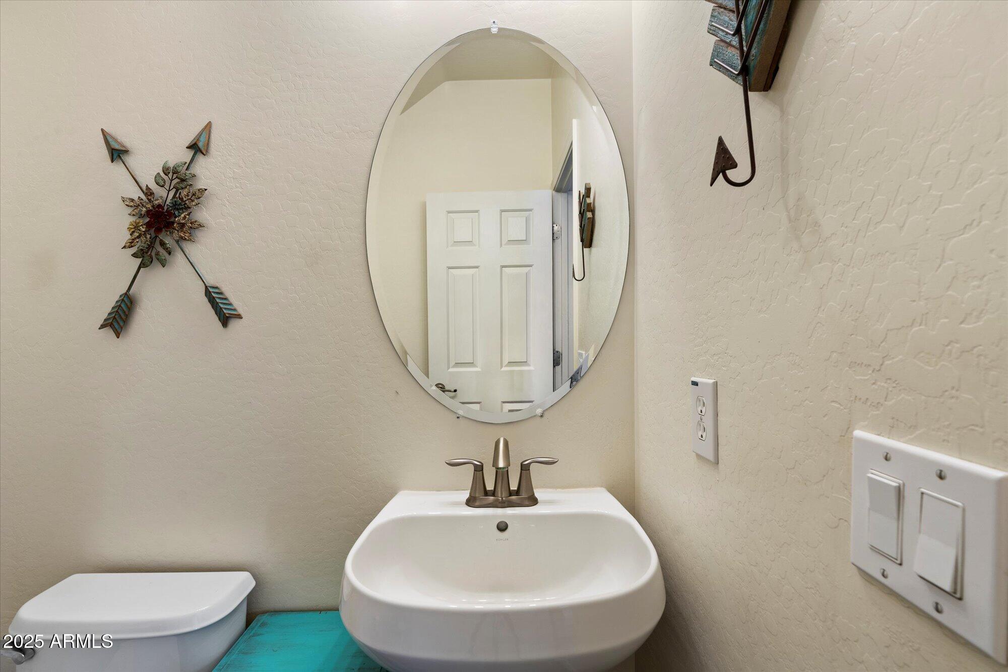 15623 W MACKENZIE Drive, Goodyear