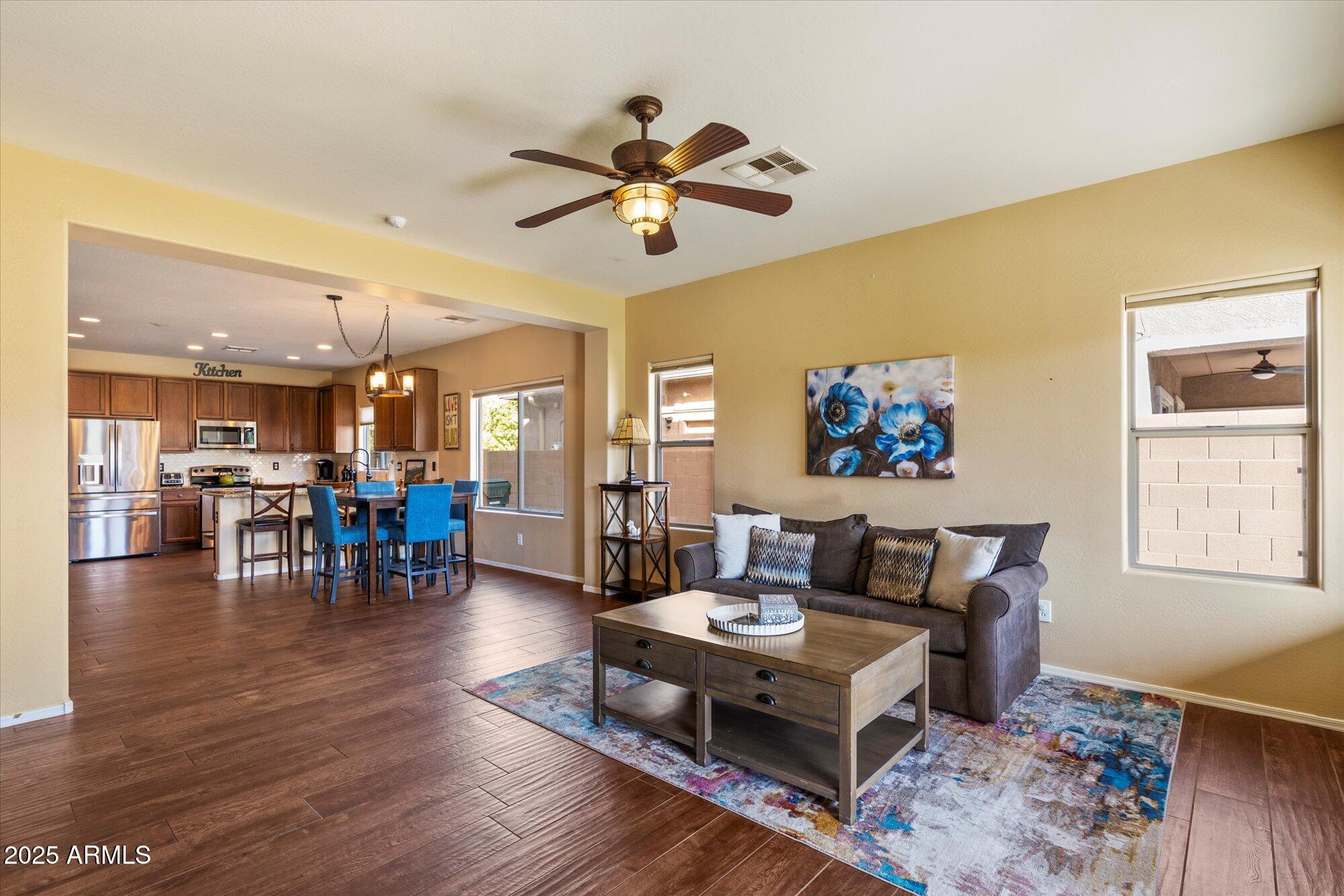 15623 W MACKENZIE Drive, Goodyear