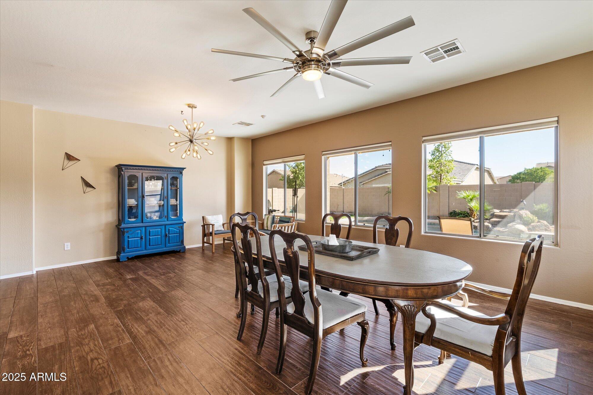 15623 W MACKENZIE Drive, Goodyear