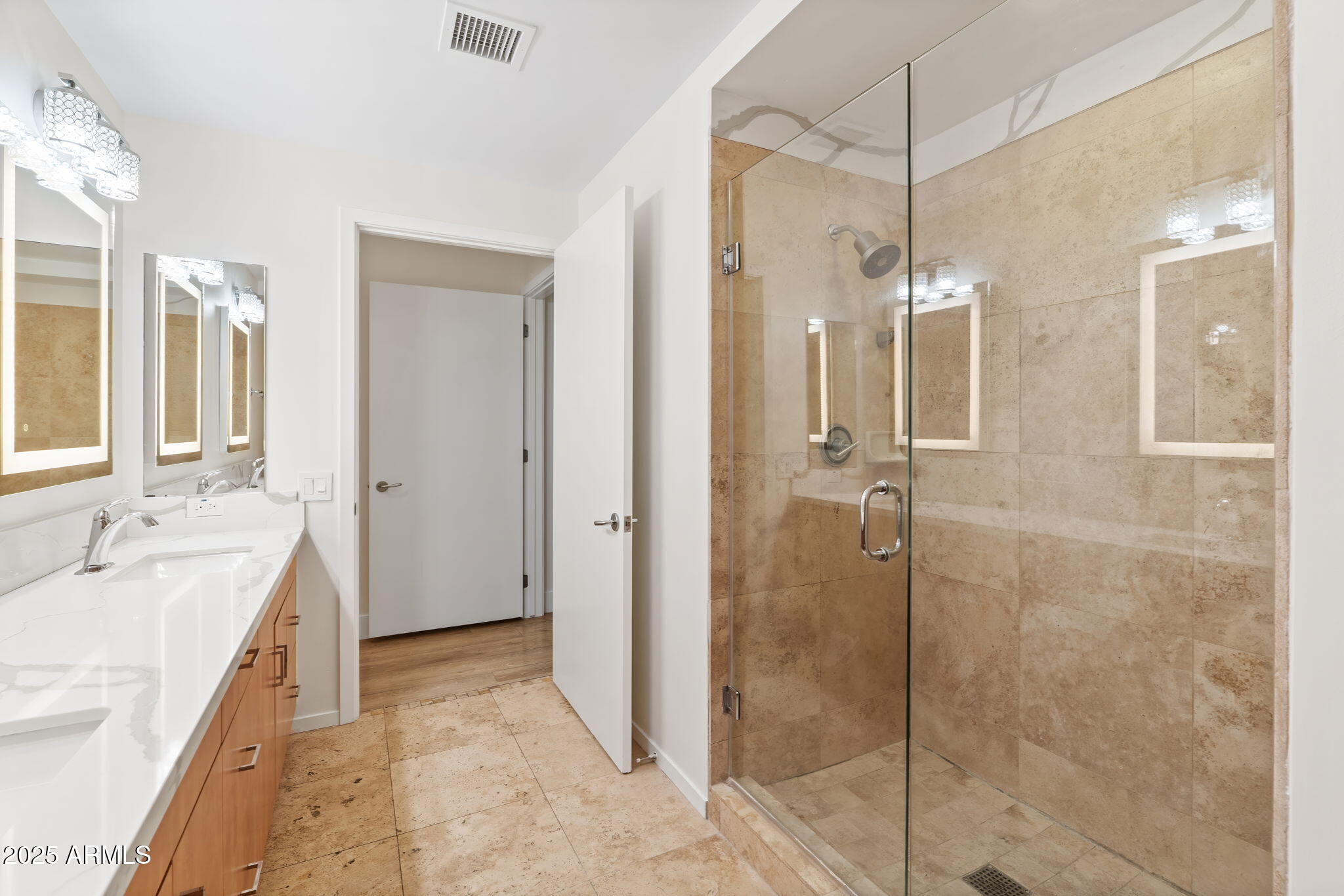 7127 E RANCHO VISTA Drive, 2003, Scottsdale Unit: 2003