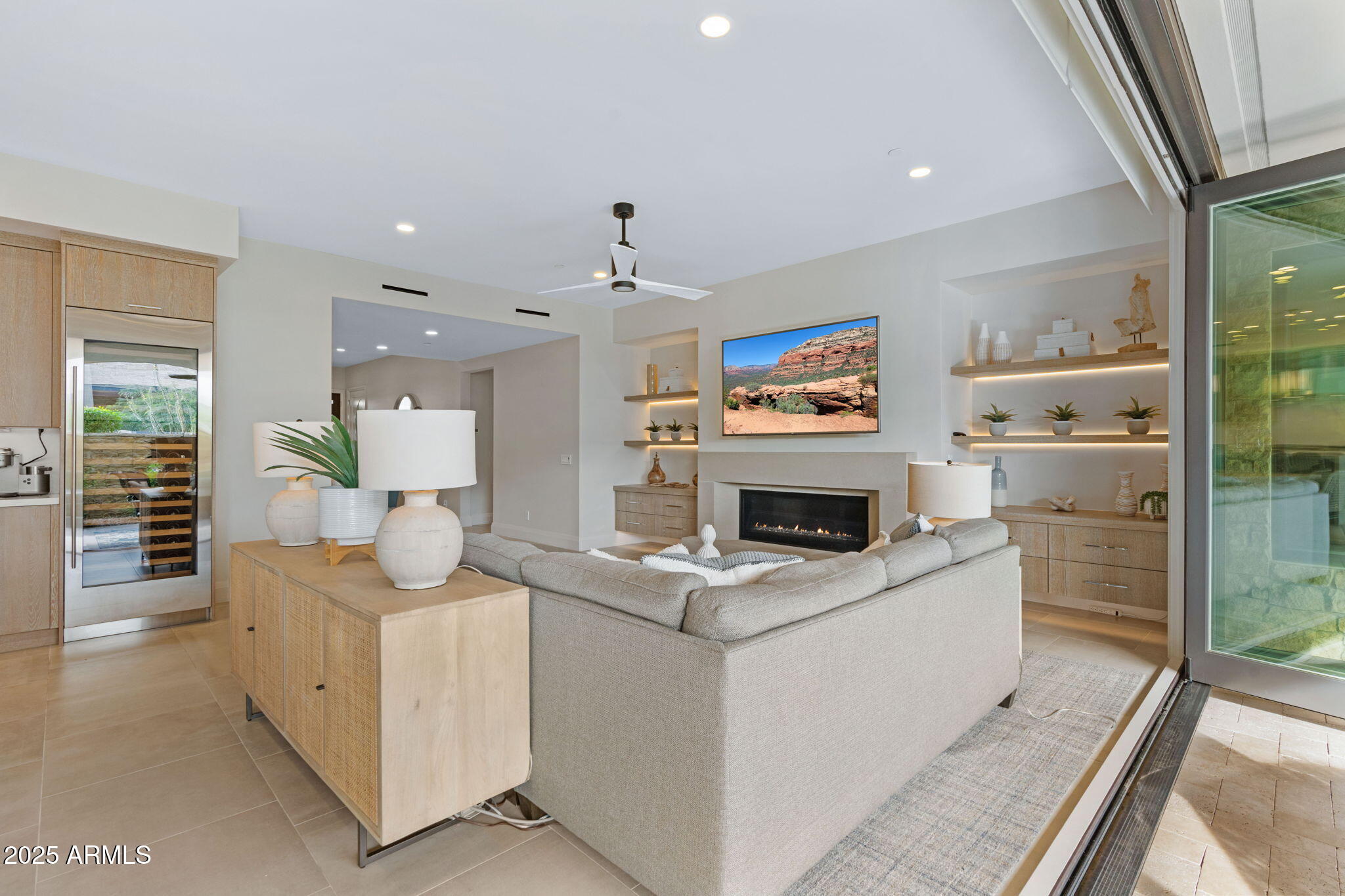 5577 E STELLA Lane