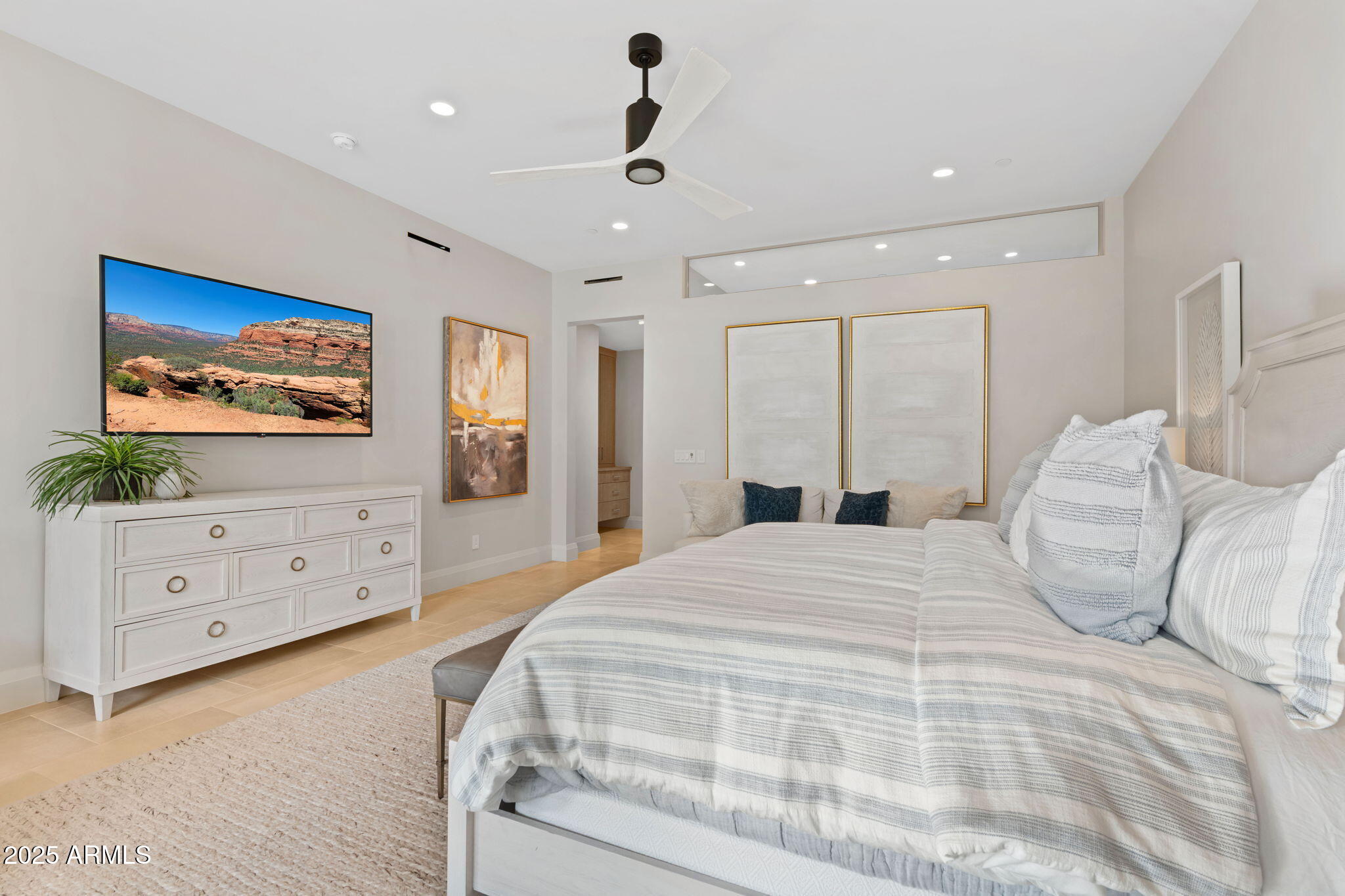 5577 E STELLA Lane