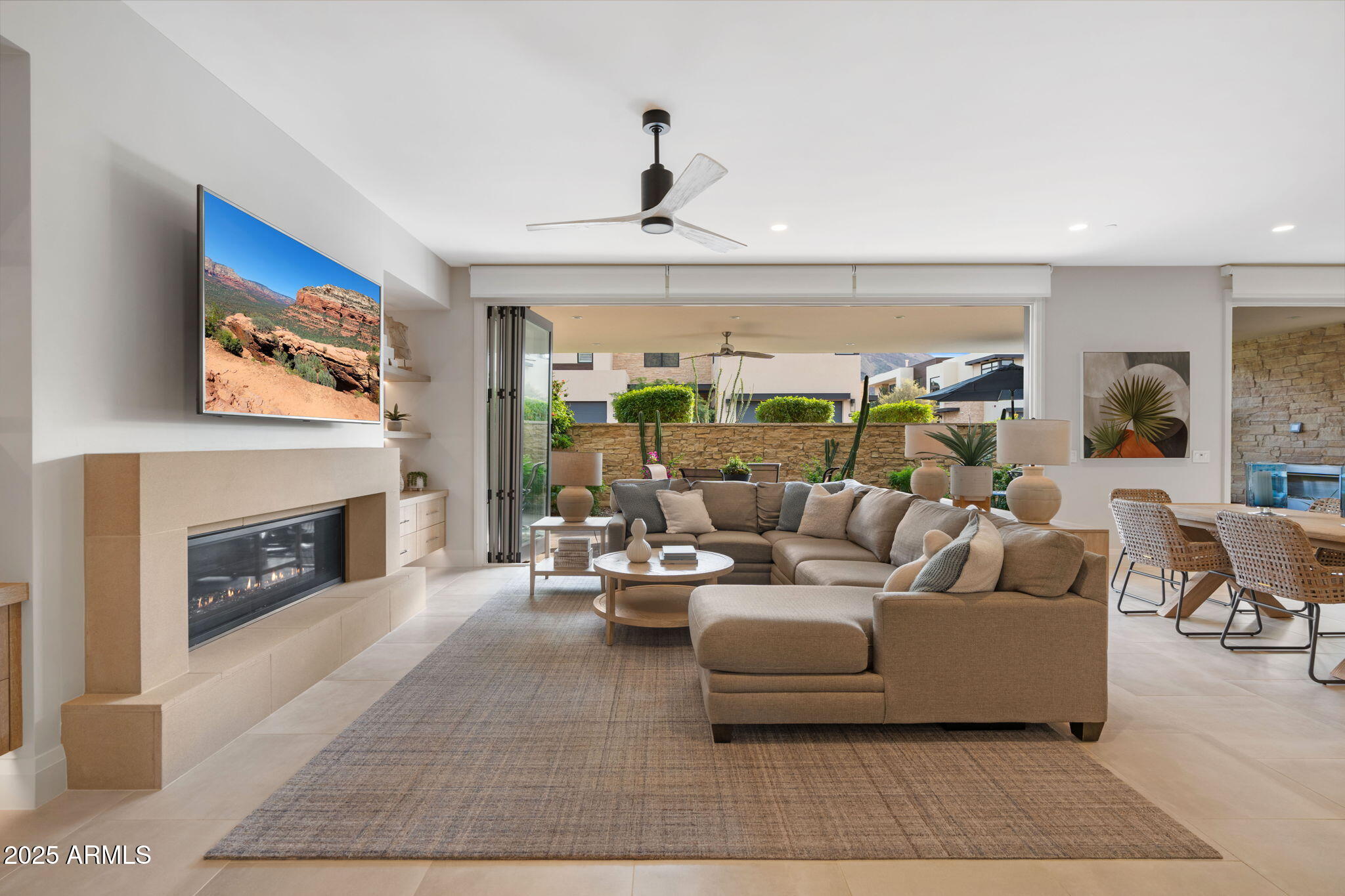 5577 E STELLA Lane
