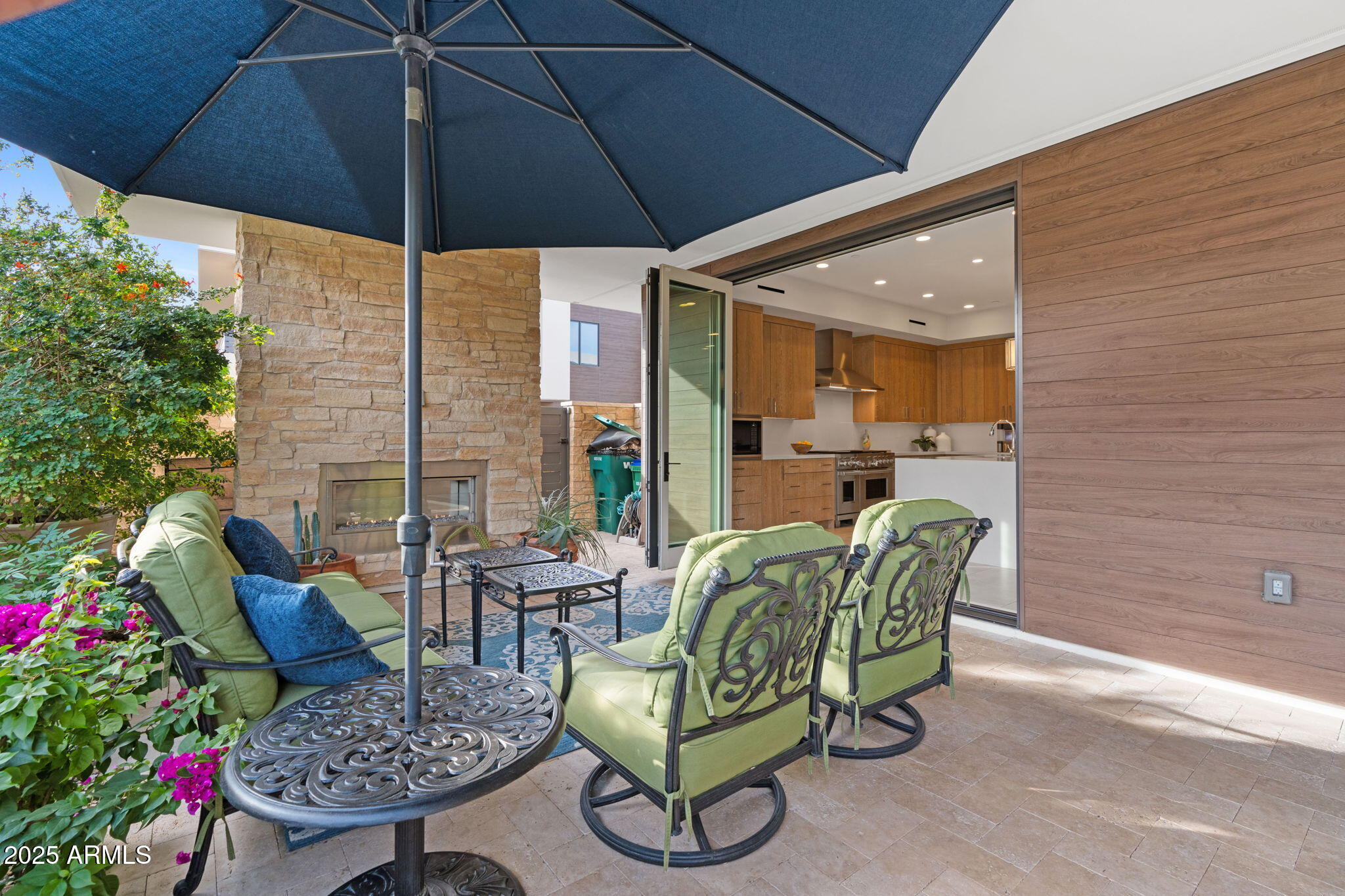 5577 E STELLA Lane