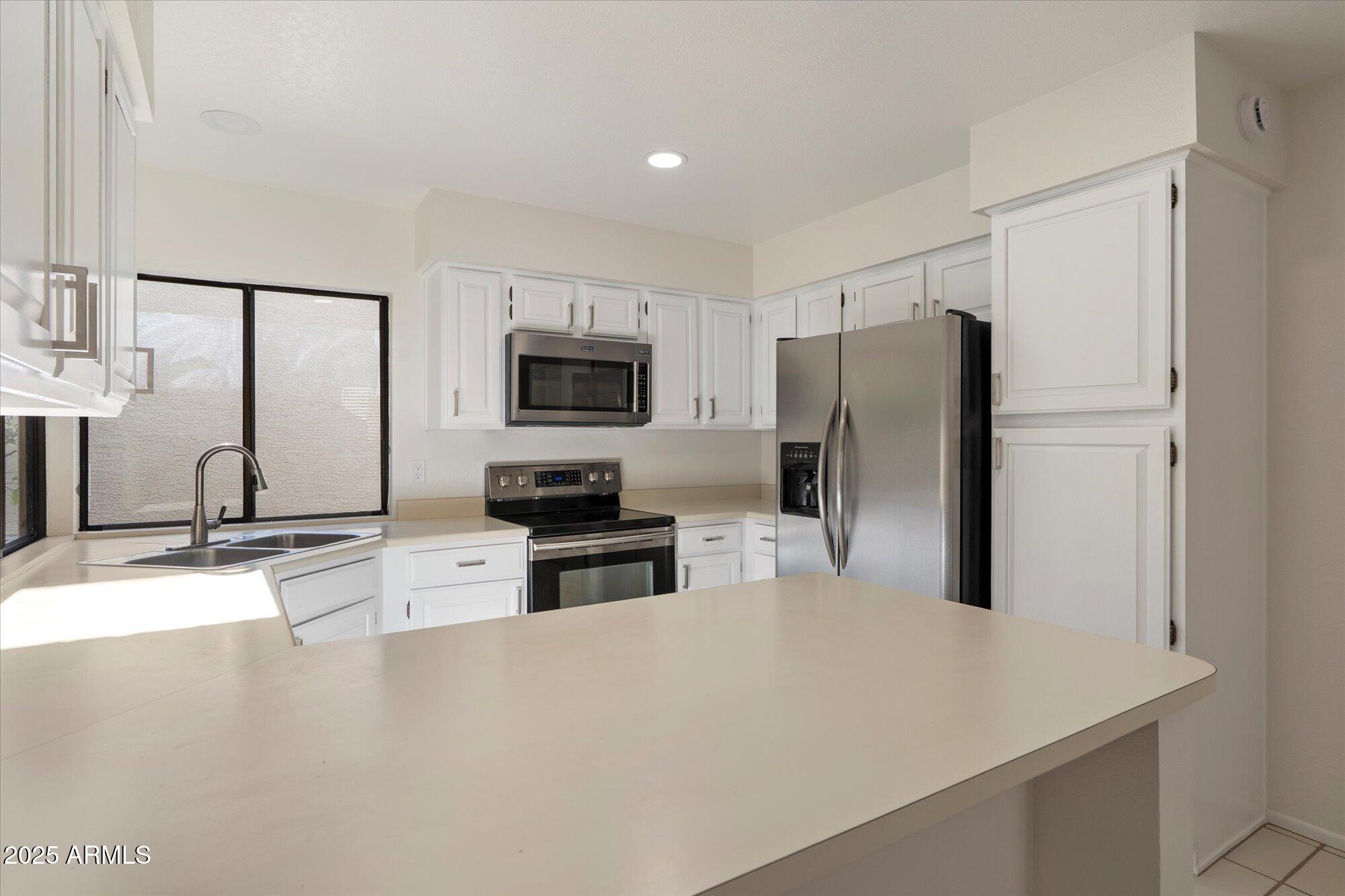 10089 E SAN SALVADOR Drive