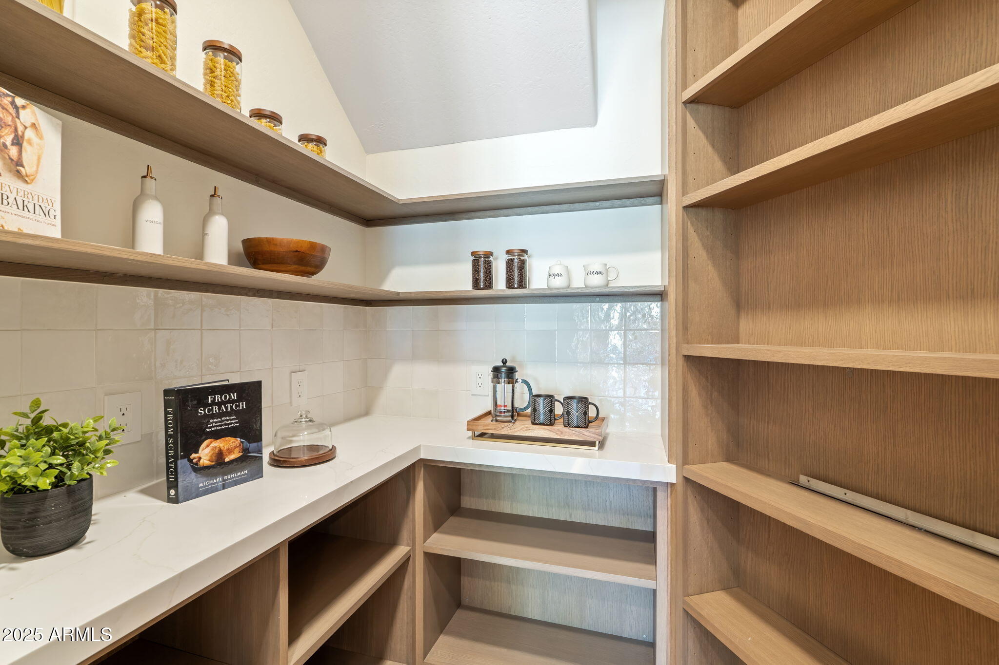 9280 E THOMPSON PEAK Parkway, 25